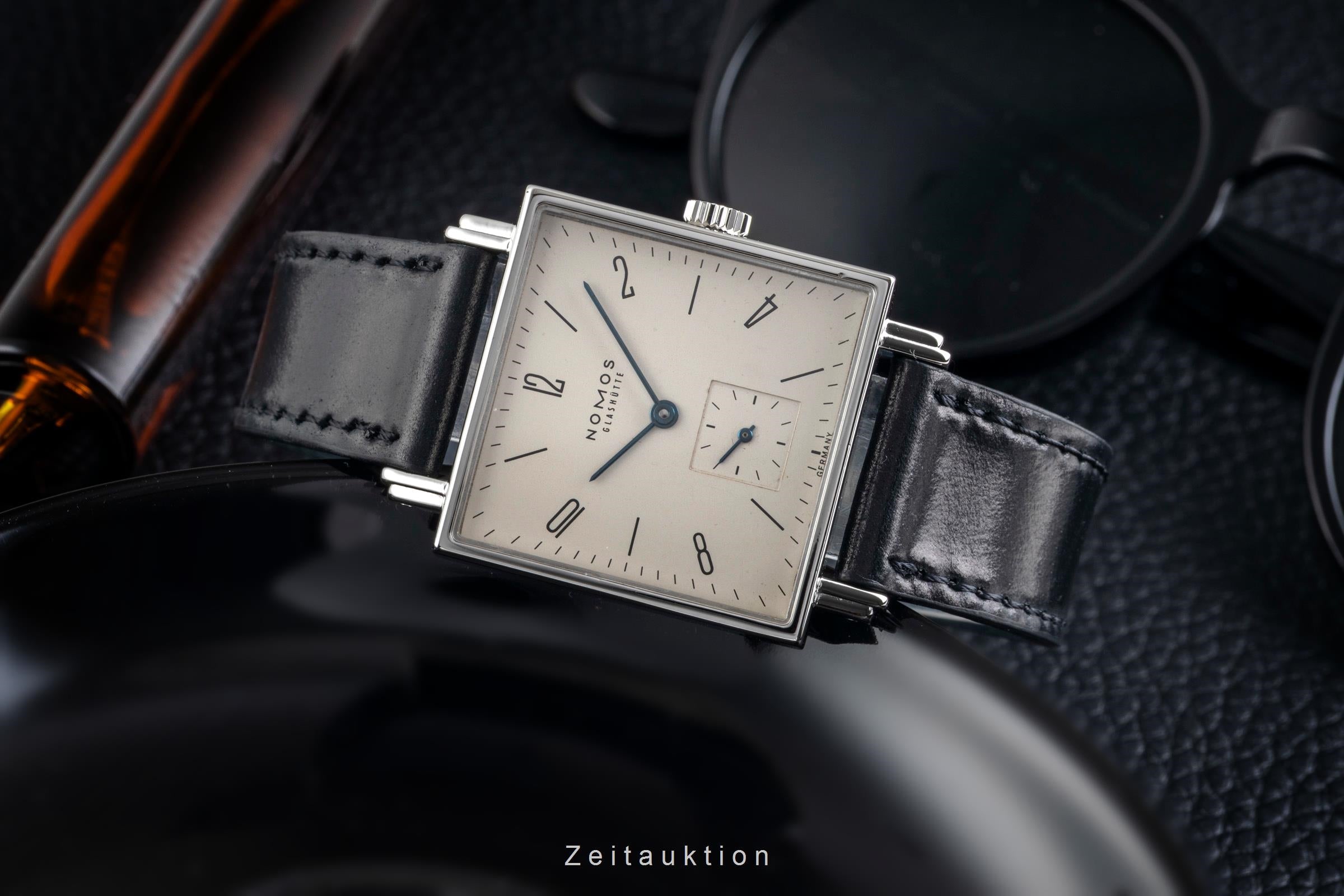 Nomos Tetra Edelstahl Handaufzug Sub Seconde Herrenuhr Ref. 408  [2601807]