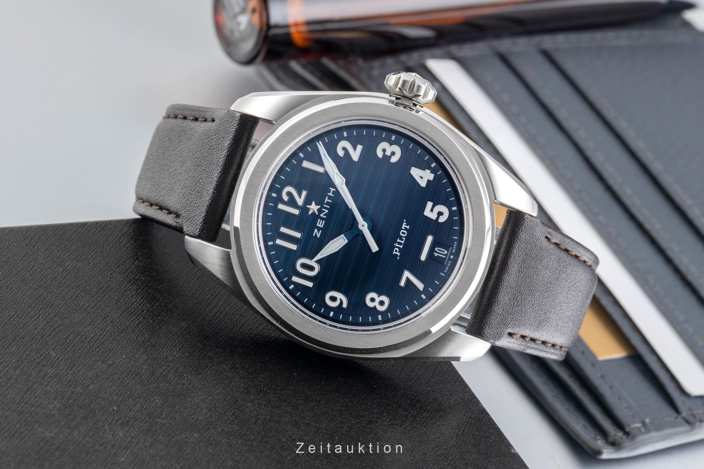 Zenith Pilot steel automatic men's watch 03.4000.3620/51.I003 LP: 8500EUR  [2601816]