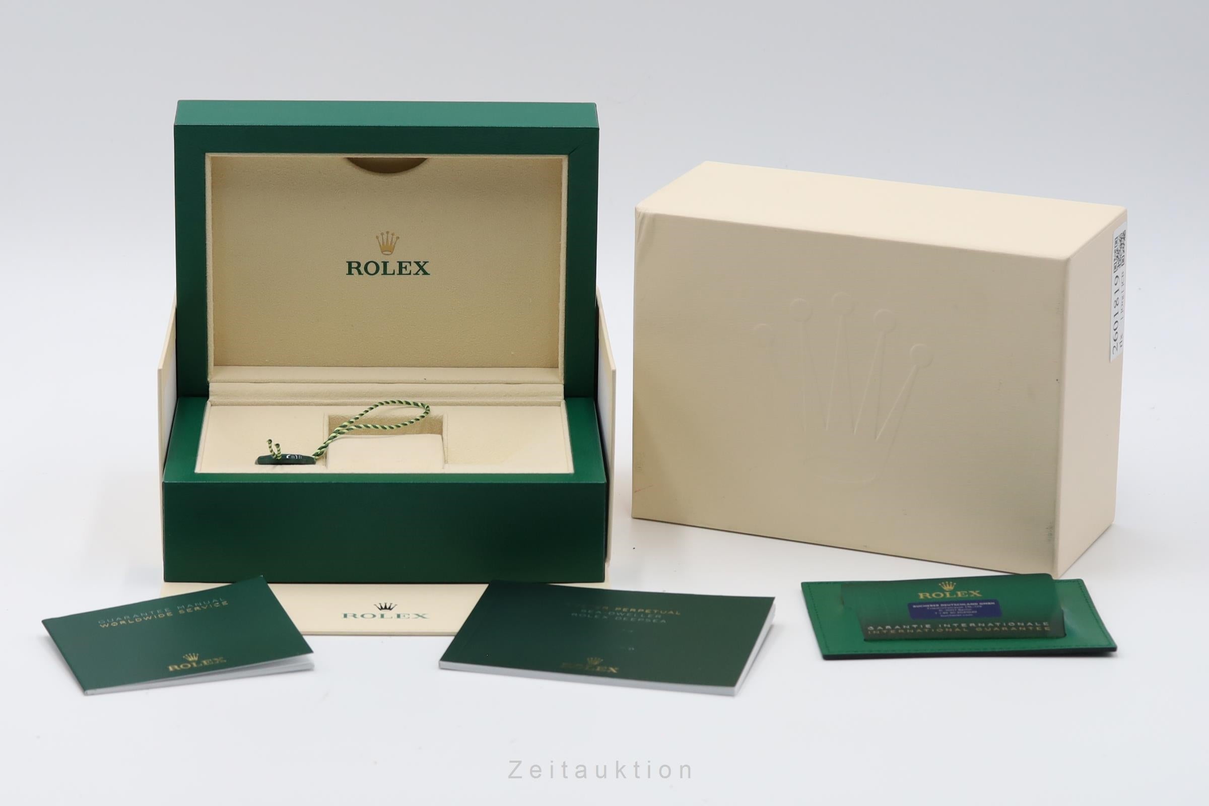 Rolex Sea-Dweller Single Red Edelstahl Herrenuhr Oyster Ref. 126600 B&P 2022 [2601819]