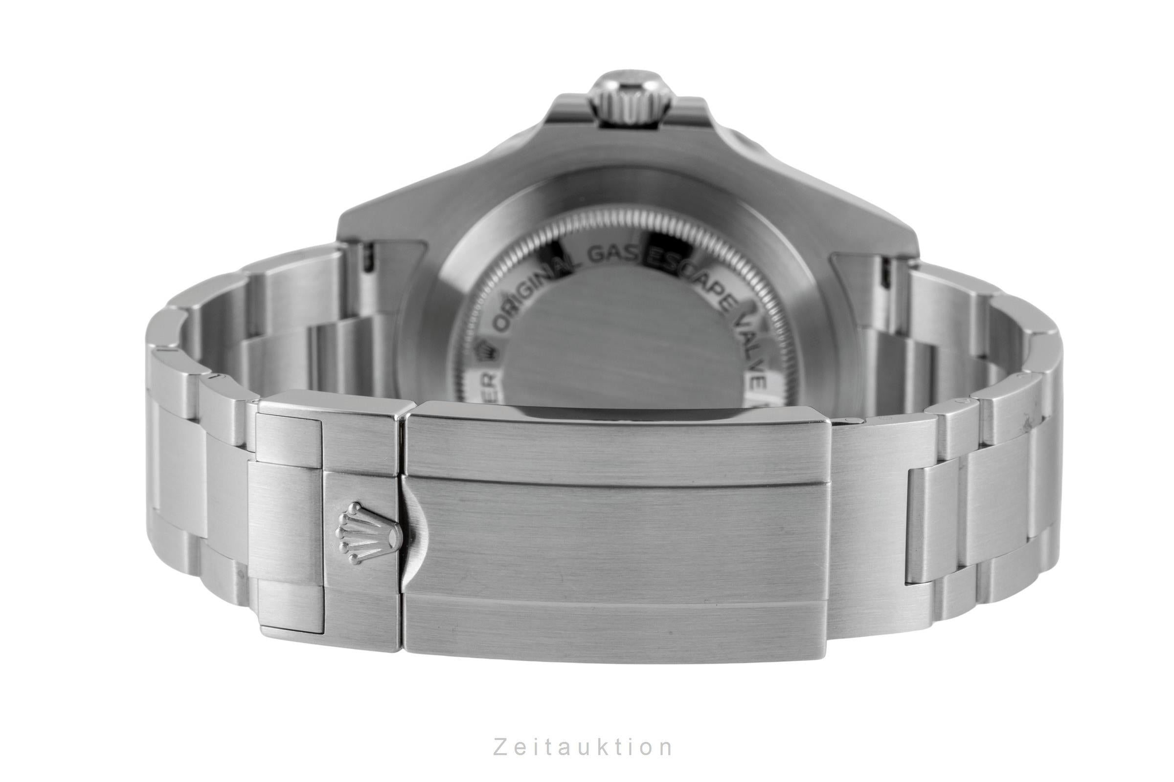 Rolex Sea-Dweller Single Red Edelstahl Herrenuhr Oyster Ref. 126600 B&P 2022 [2601819]