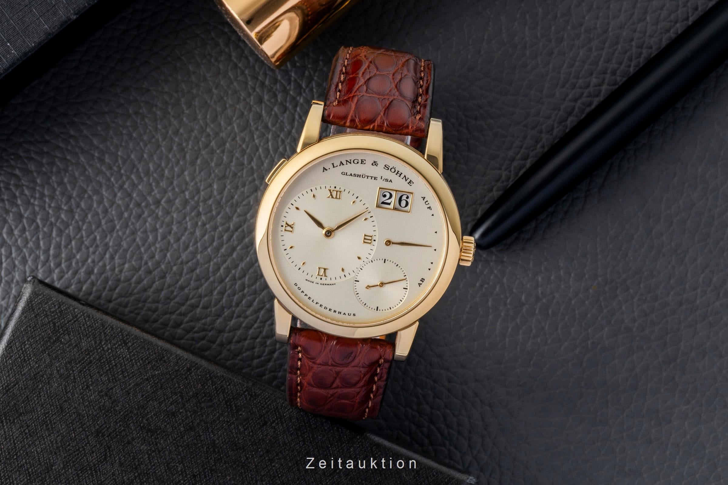 A. Lange & Söhne Lange 1 18k (0,750) Gold Handaufzug Herrenuhr Ref. 101.021  [2601825]