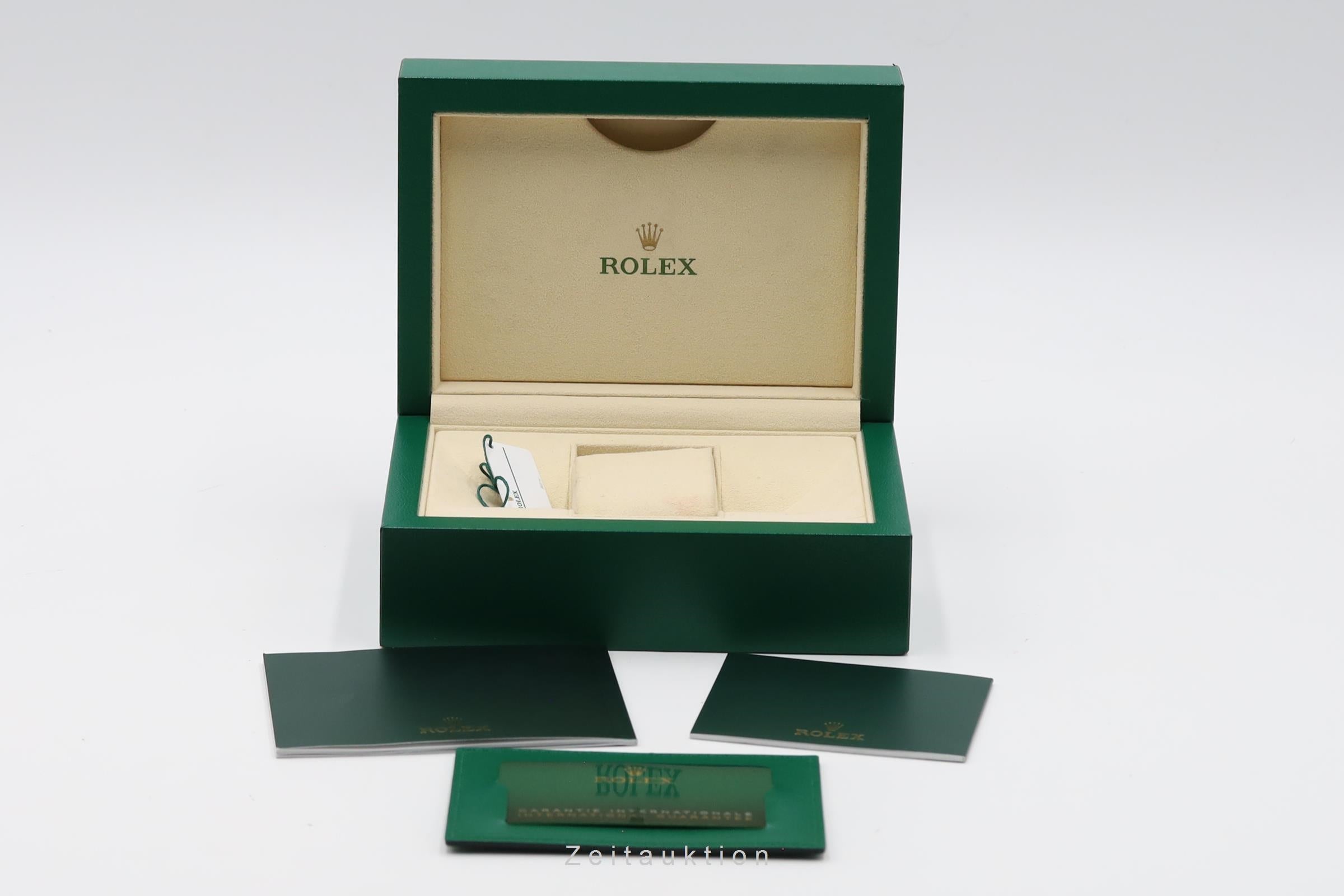 Rolex Oyster Perpetual steel automatic Kal. 3230 Ref. 126000 | 2601839