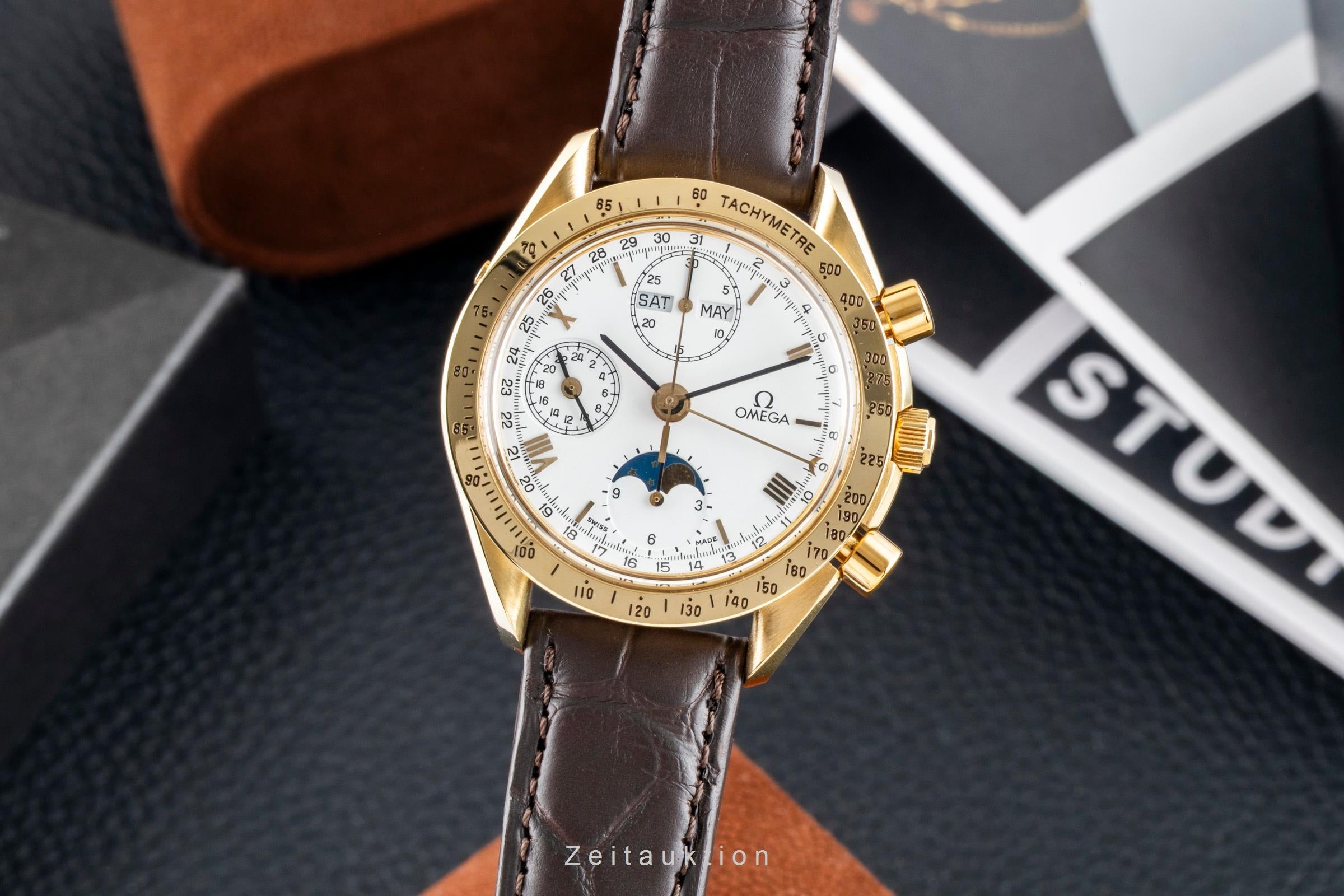 Omega Speedmaster Golden Gate Chronograph 18k Gold Ref. 3131.20 VP: 22600,- € [2601903]