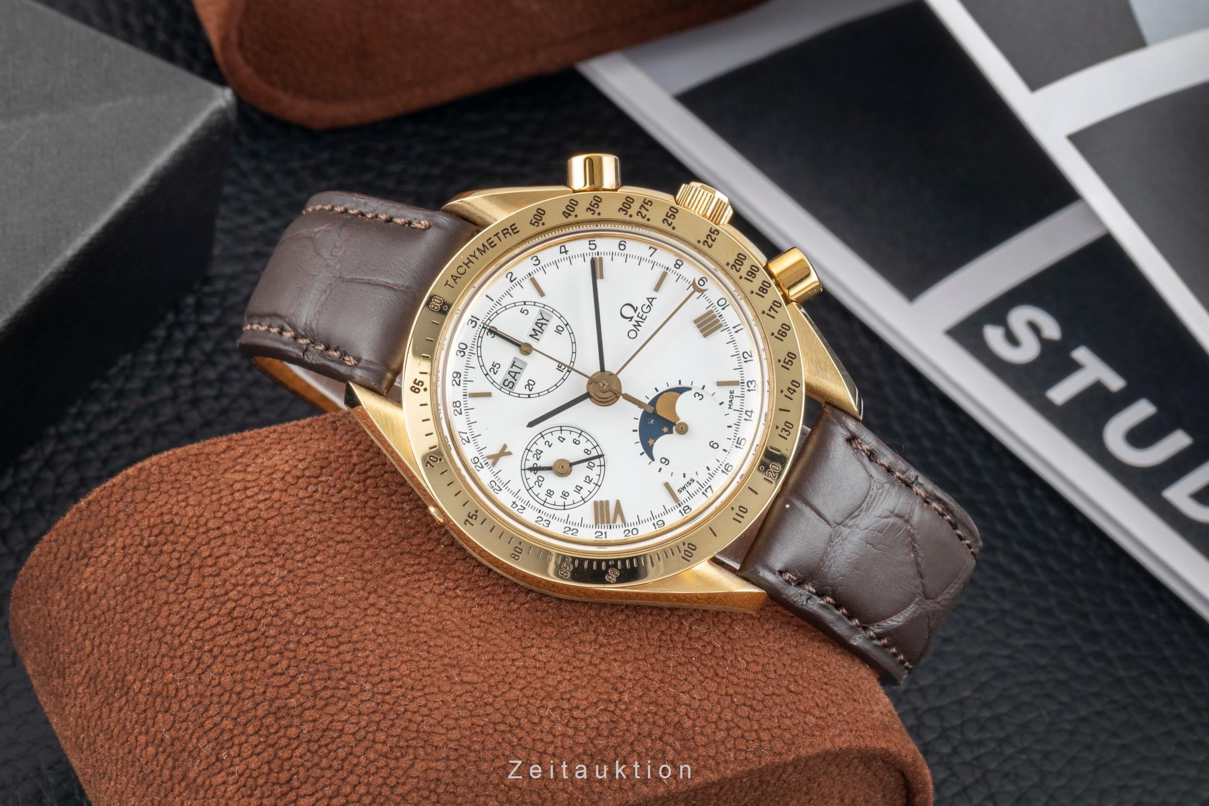 Omega Speedmaster Golden Gate Chronograph 18k Gold Ref. 3131.20 VP: 22600,- € [2601903]