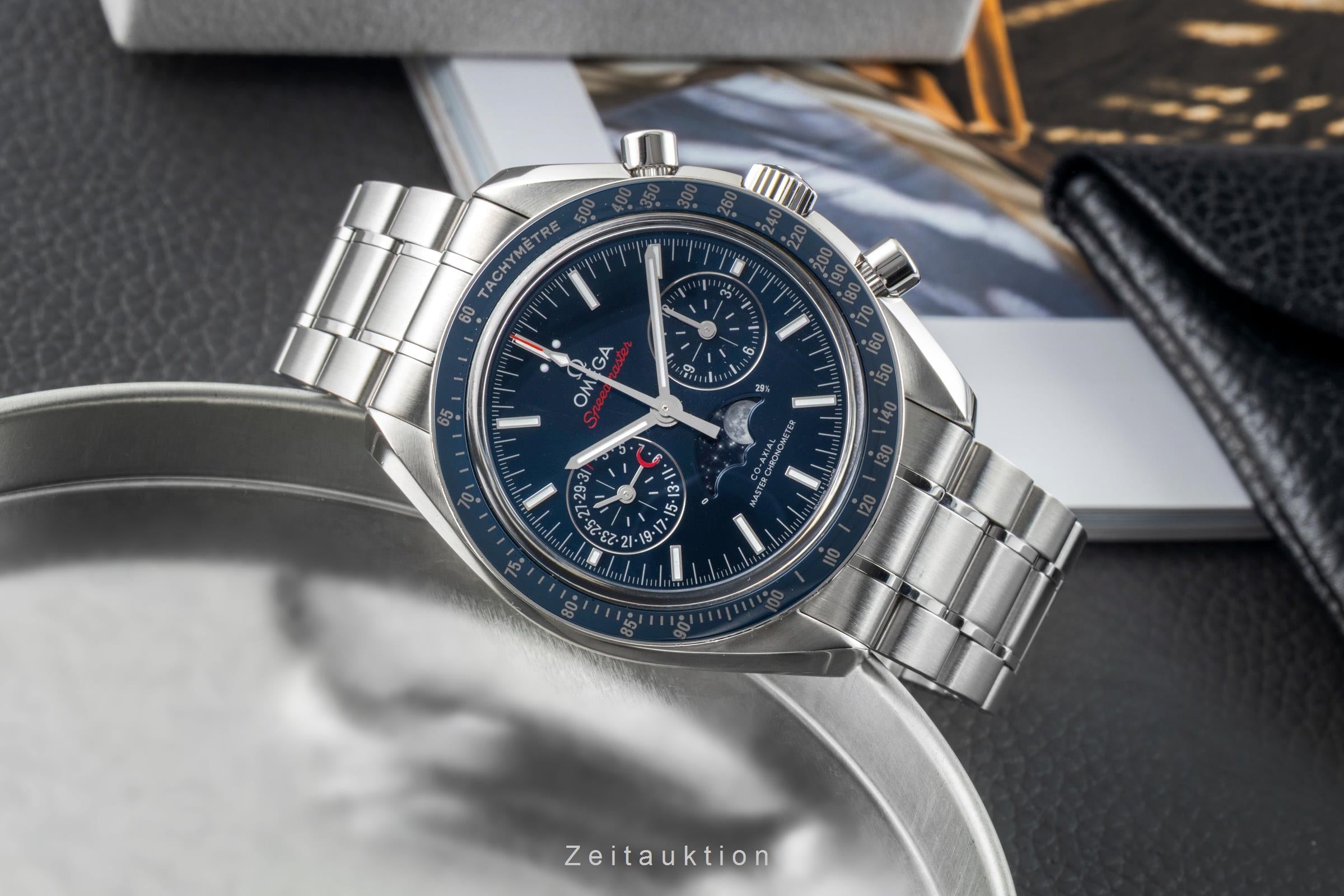 Omega Speedmaster Mondphase Chronograph Co-Axial 304.33.44.52.03.001 B&P  [2601906]