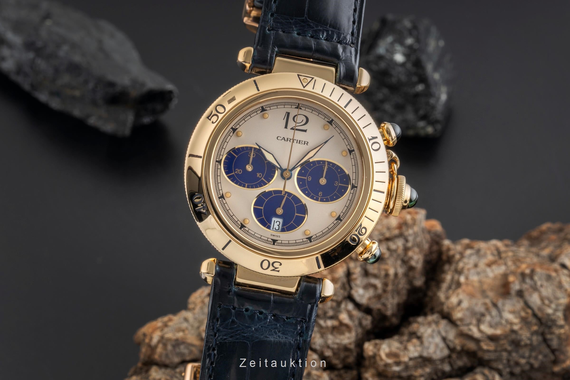 Cartier Pasha chronograph 18 ct gold quartz men's watch 30009  [2601923]