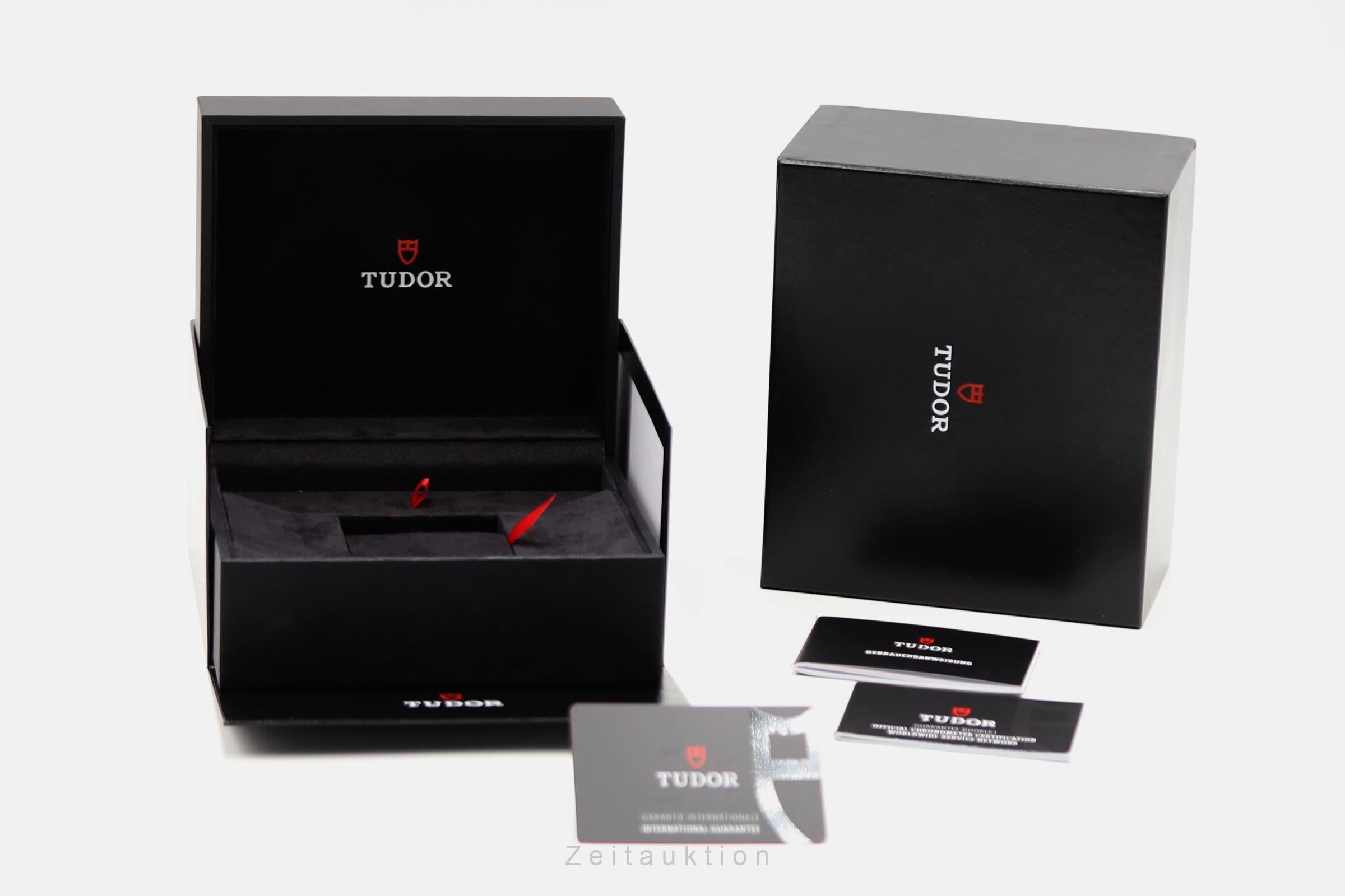 Tudor Black Bay ceramic / steel automatic men's watch M79210CNU-0007 LP: 5570EUR  [2601960]