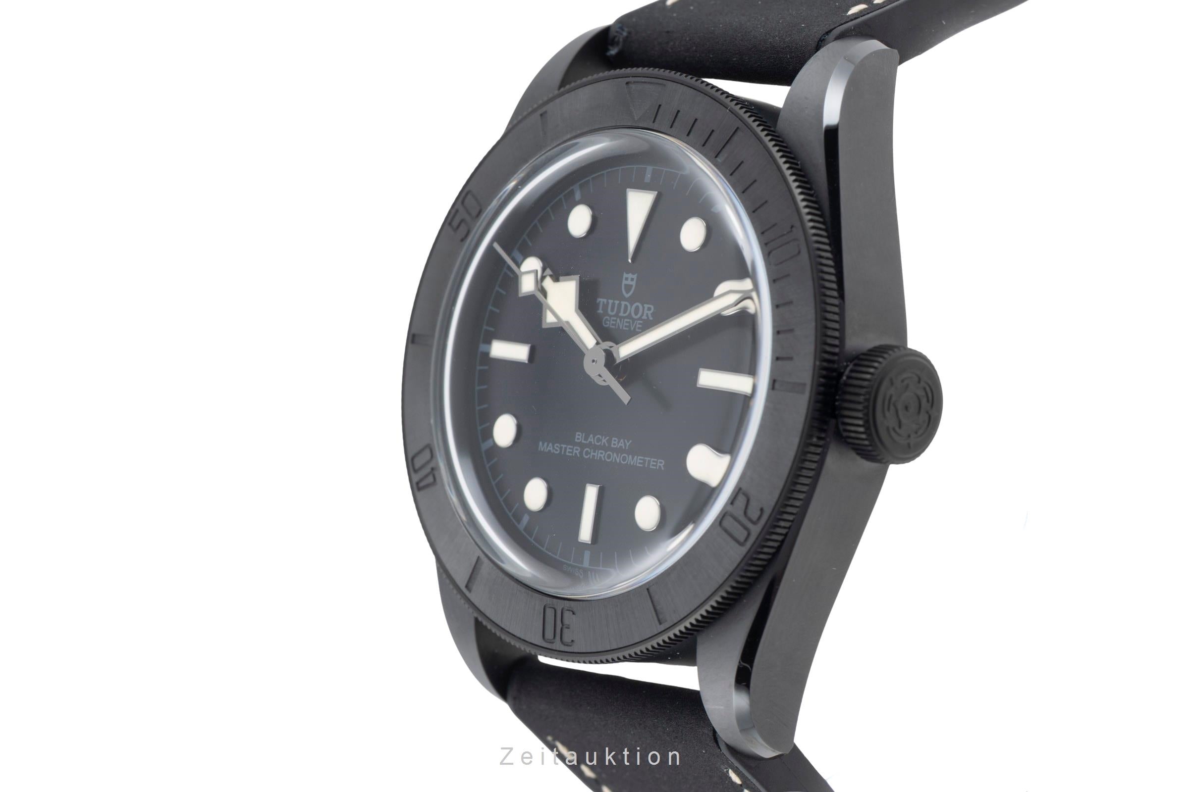 Tudor Black Bay céramique / acier automatique montre pour hommes 79210CNU-0001 LP: 5570EUR  [2601964]