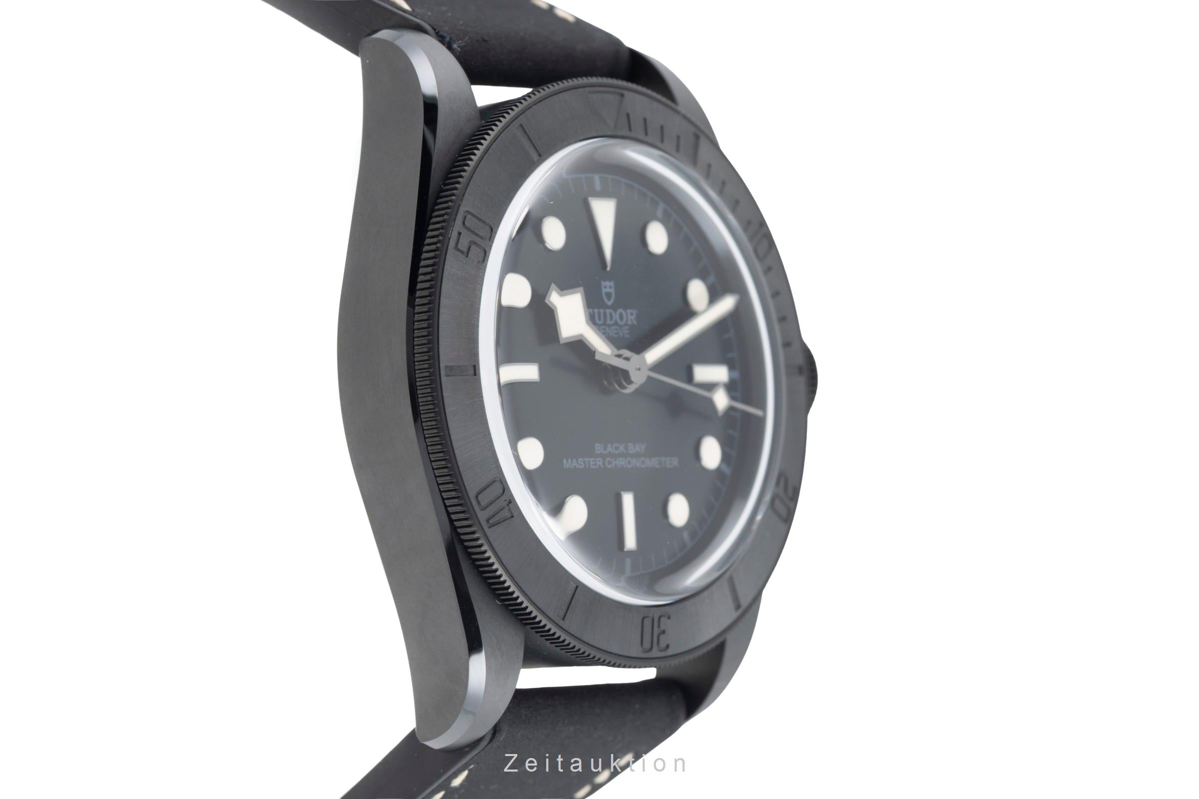 Tudor Black Bay céramique / acier automatique montre pour hommes 79210CNU-0001 LP: 5570EUR  [2601964]