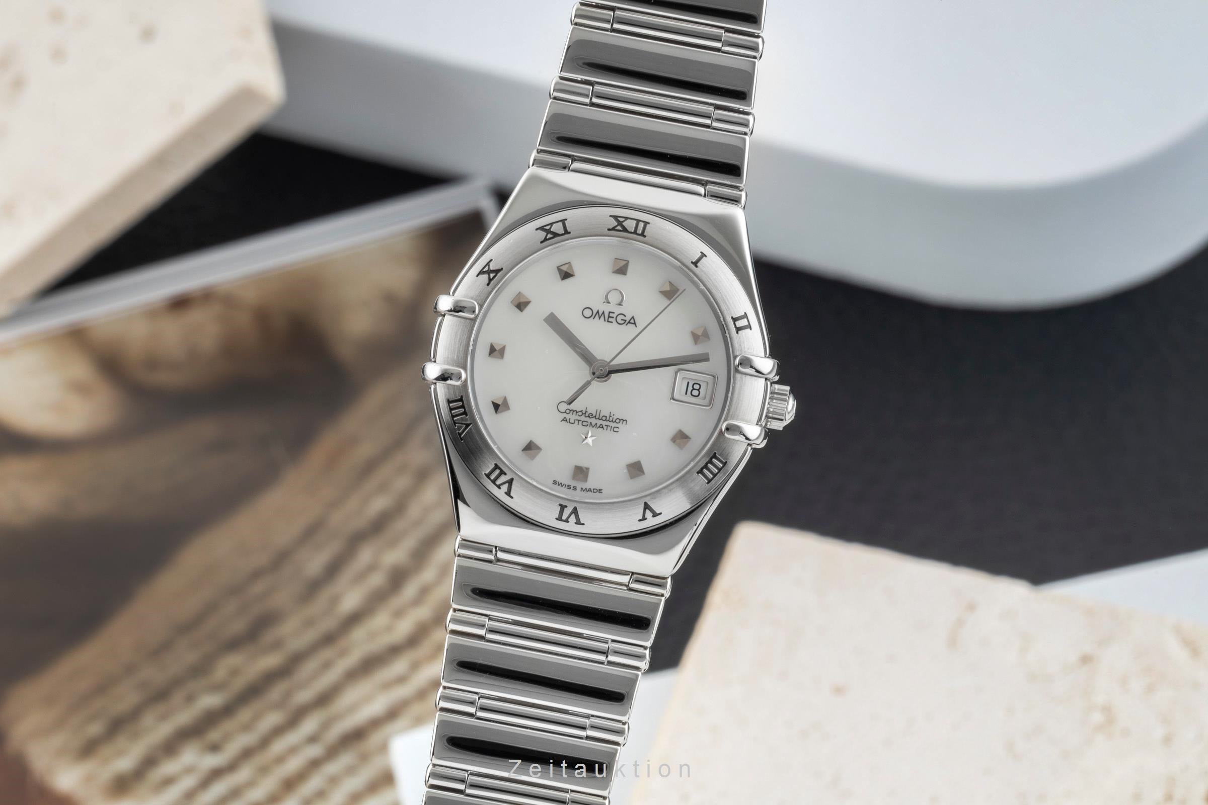 Omega Constellation steel automatic women's watch 1591.71.00  [2601976]