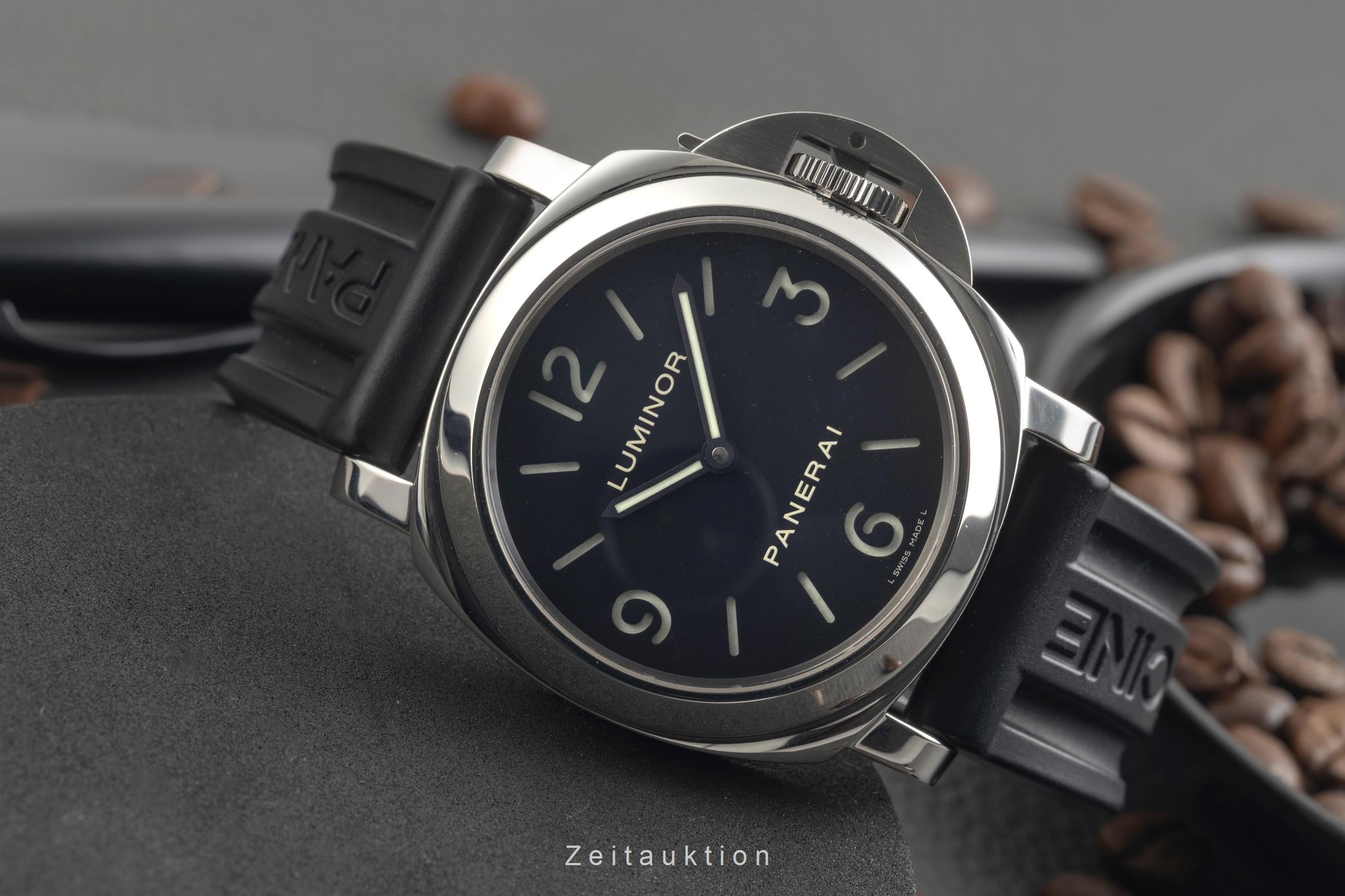 Panerai Luminor Base Handaufzug Edelstahl Herrenuhr Ref. PAM00112 VP: 5700 € [2601986]