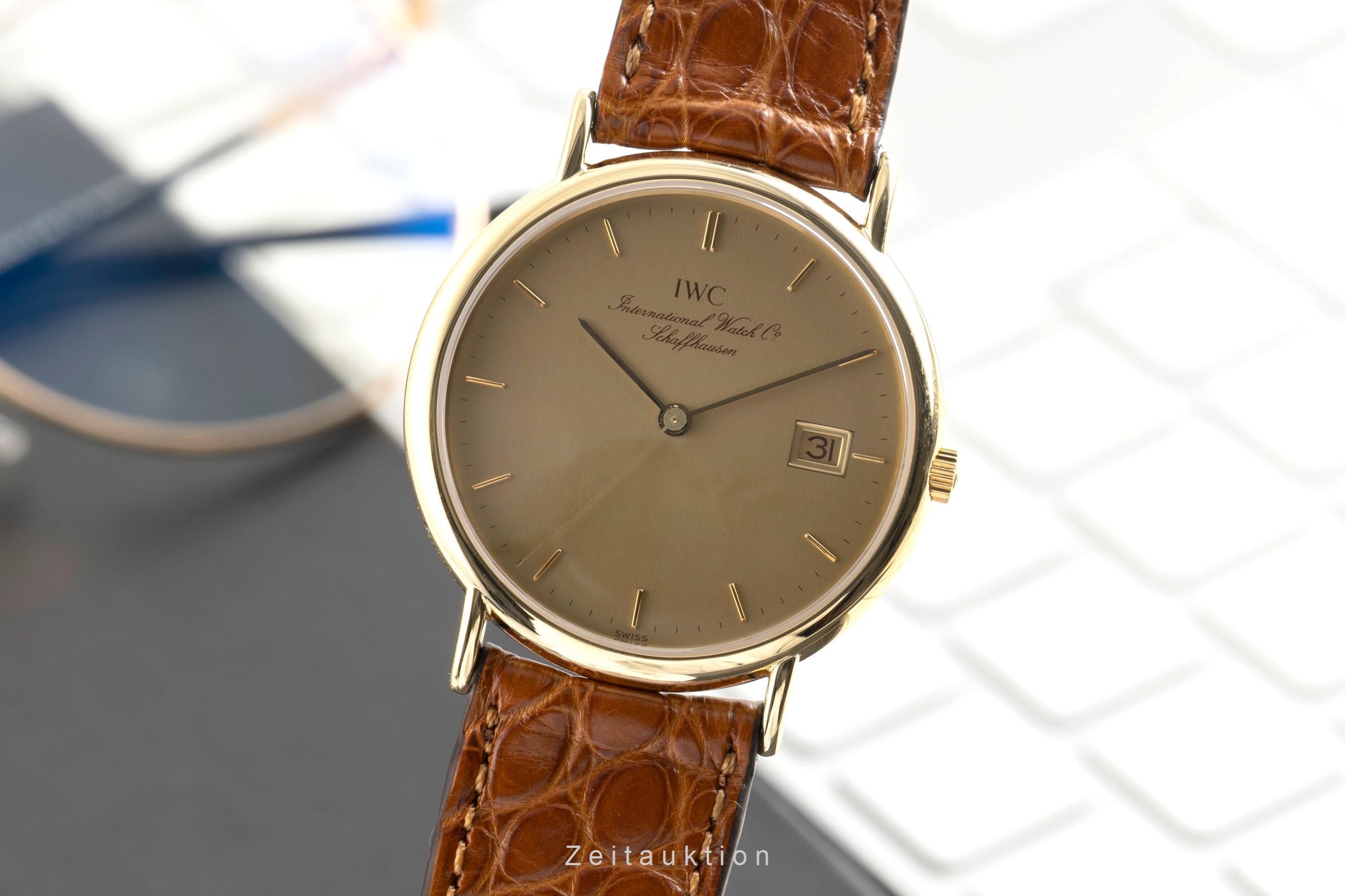 IWC Portofino 18k (0,750) Gold White Dial Quarz Ref. IW333101 Klassiker [2601988]
