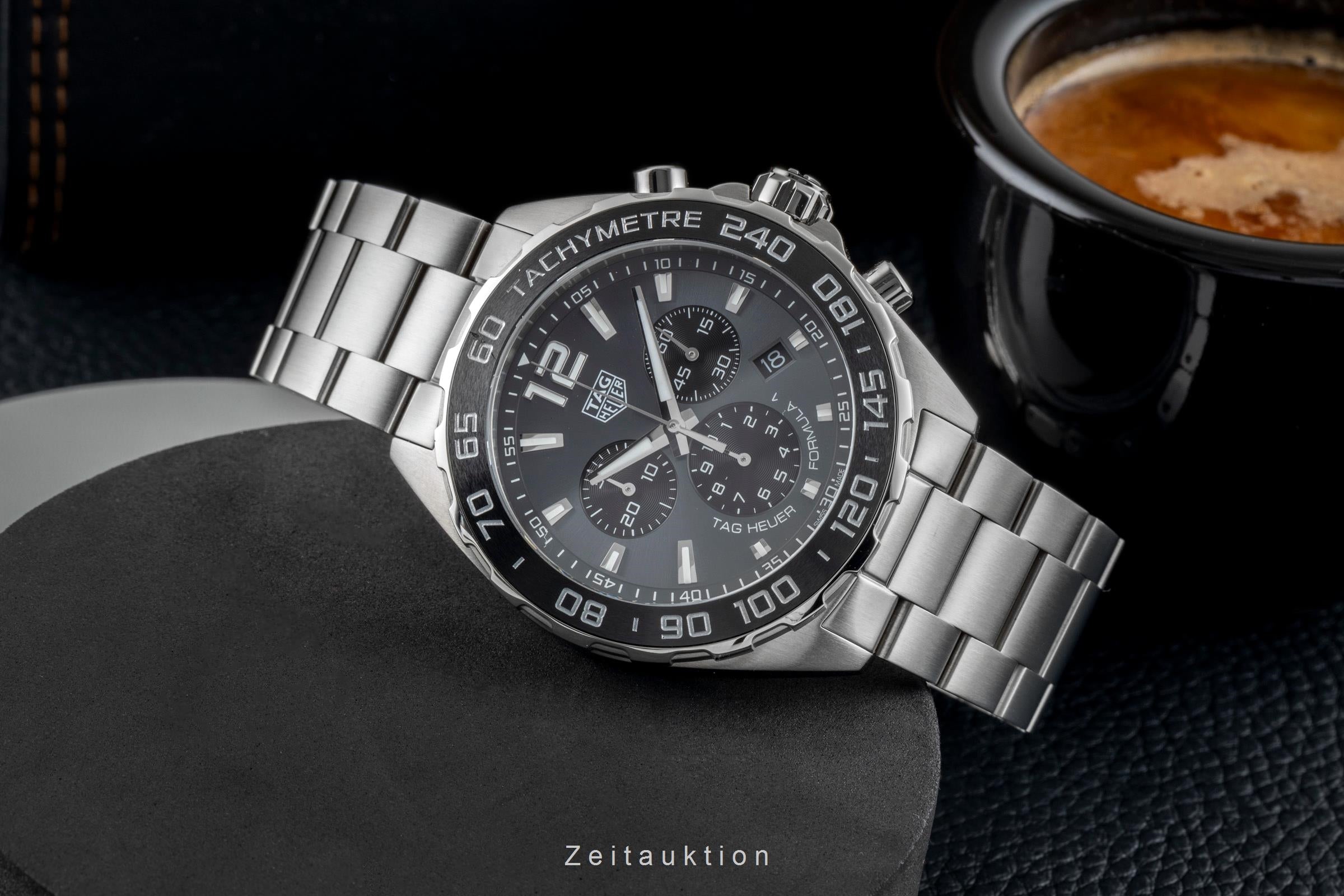 Tag Heuer Formula 1 Chronograph Stahl Quarz Herrenuhr Ref. CAZ1011.BA0842 B&P [2602022]