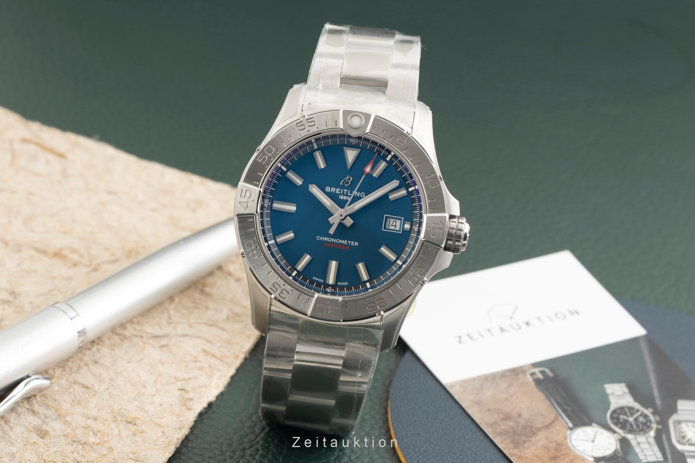 Breitling Avenger Automatic 42Stahl Herrenuhr Ref. A17328101C1A1 B&P NP 5200,-€ [2602107]