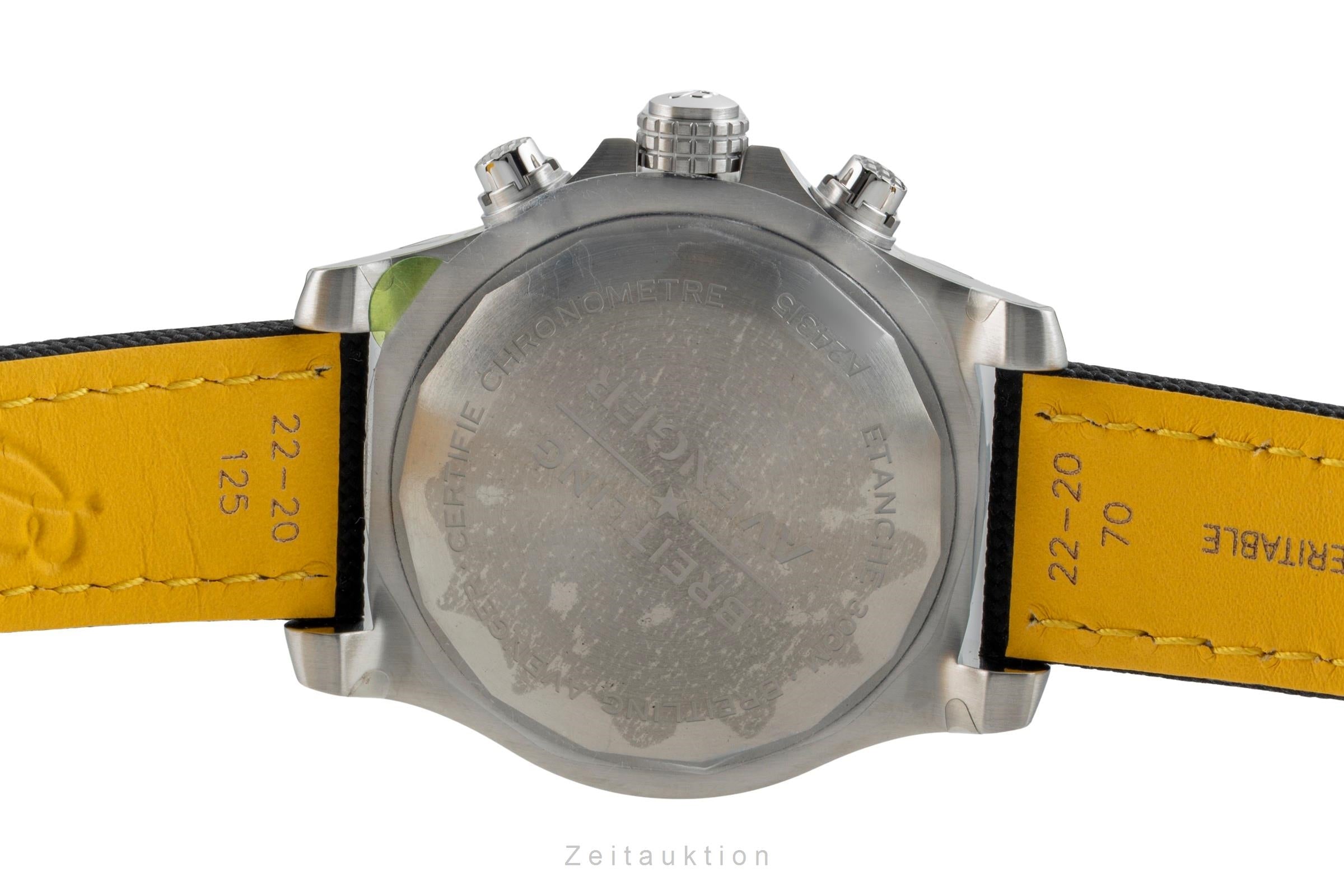 Breitling Avenger Chronograph GMT 45 Stahl Automatik Ref. A24315101B1X1 B&P New [2602110]