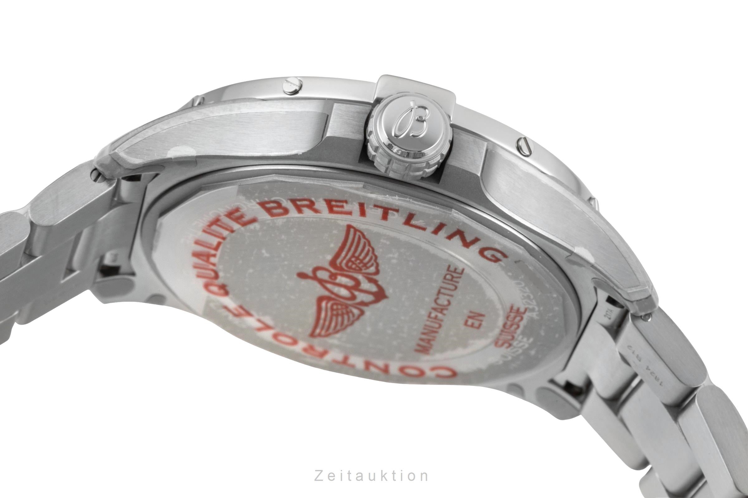 Breitling Avenger steel automatic Kal. B32 Ref. A32320101B1A1
