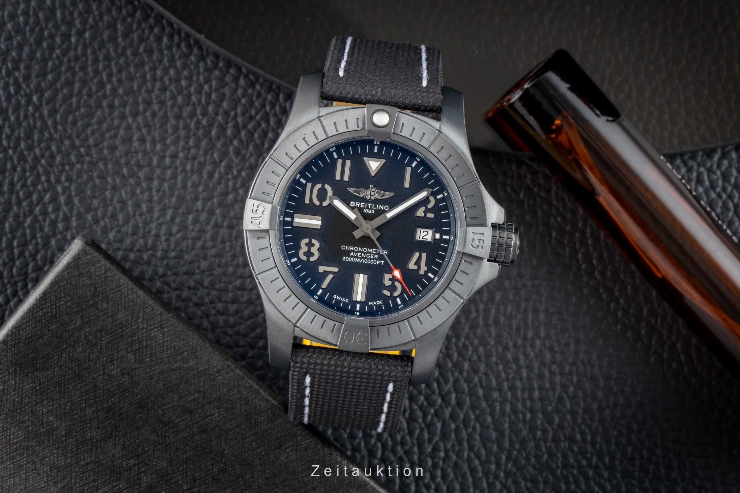 Breitling Avenger titanio automático reloj para caballeros V17319101B1X1 LP: 5350EUR  [2602118]
