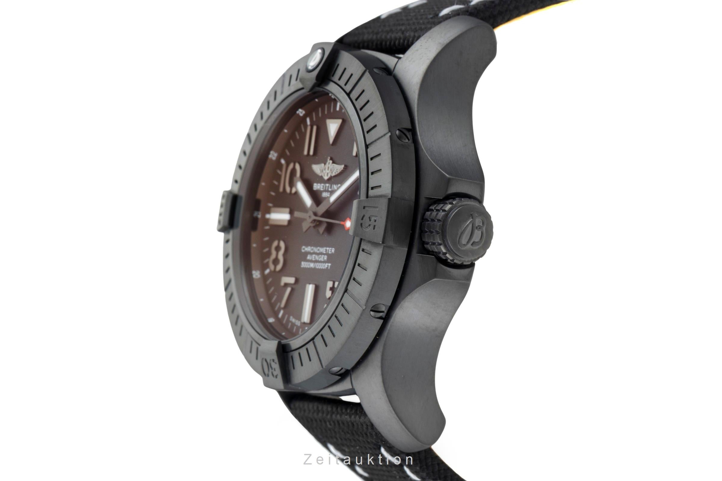 Breitling Avenger titanio automático reloj para caballeros V17319101B1X1 LP: 5350EUR  [2602118]