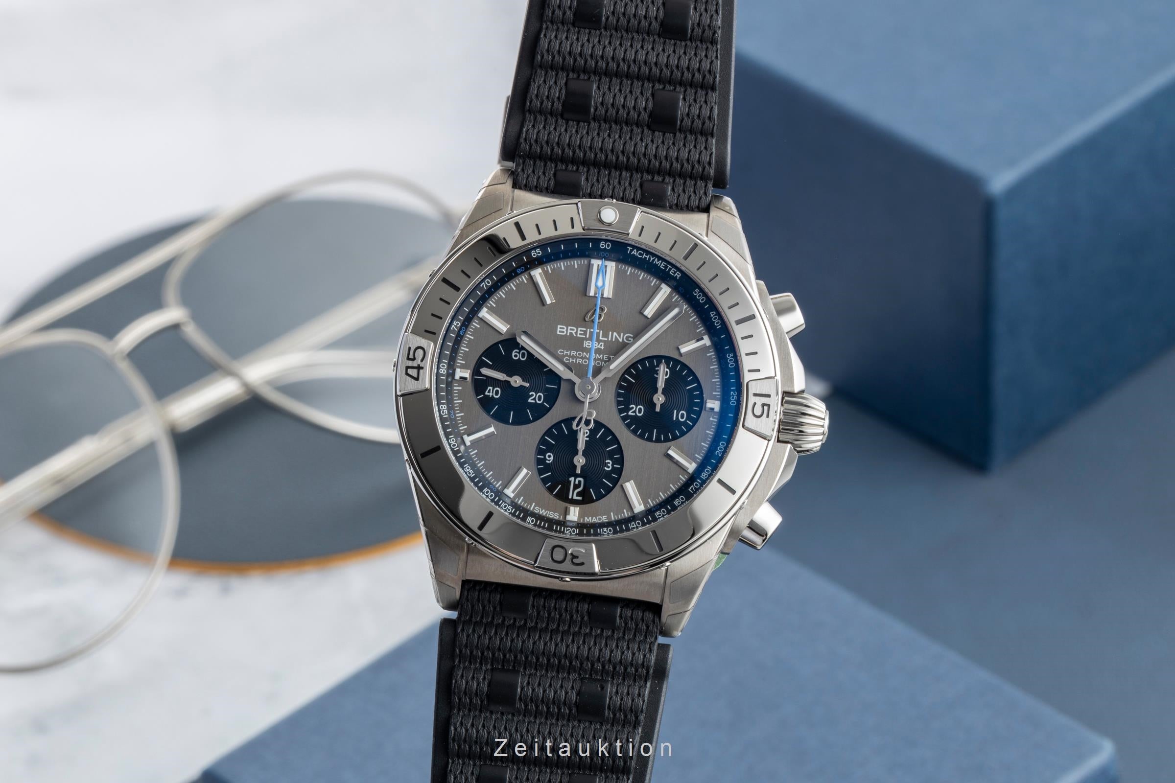 Breitling Chronomat chronographe titane  automatique montre pour hommes EB0134101M1S1 LP: 10000EUR  [2602122]