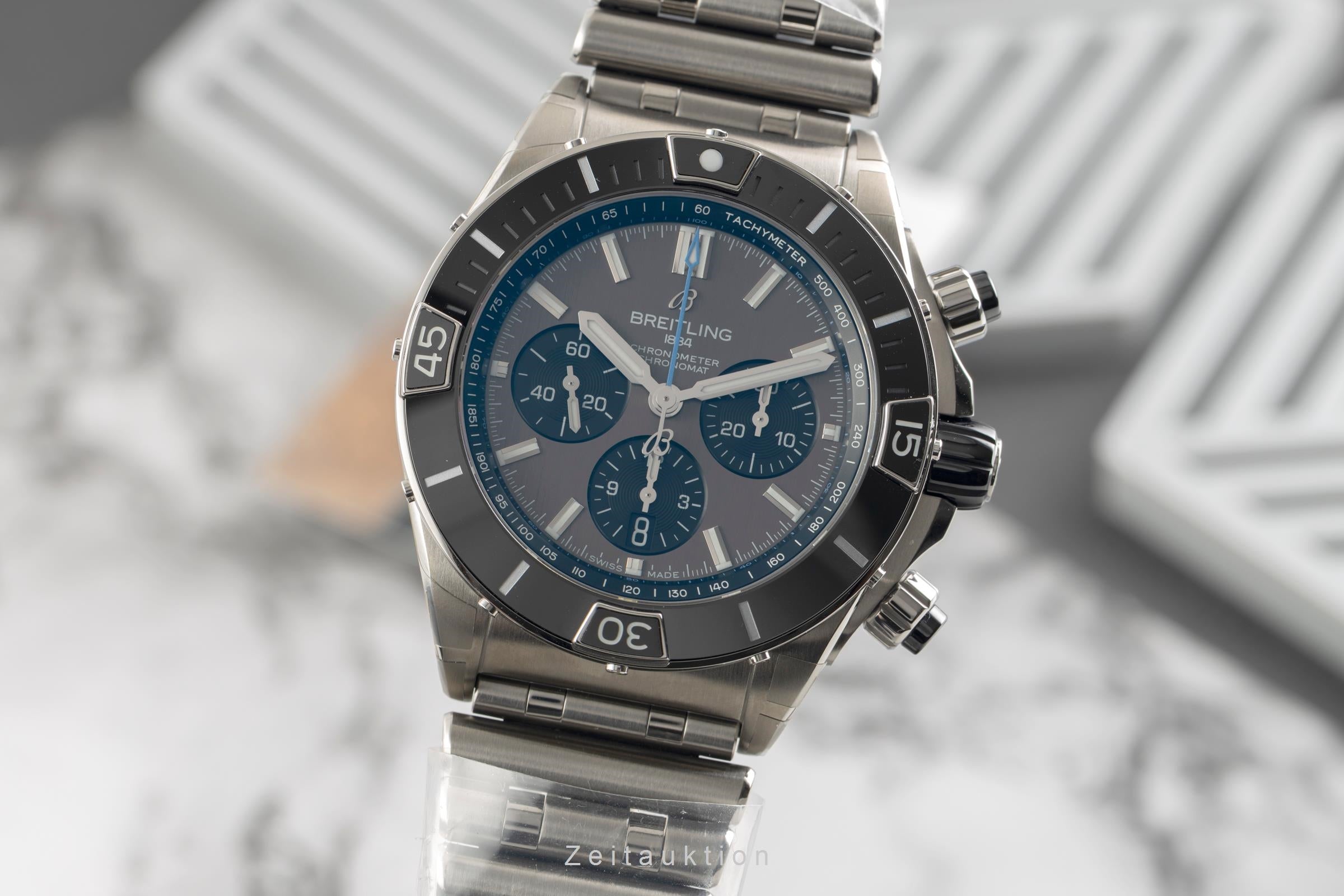 Breitling Chronomat chronographe titane  automatique montre pour hommes EB0136251M1E1 LP: 13500EUR  [2602125]