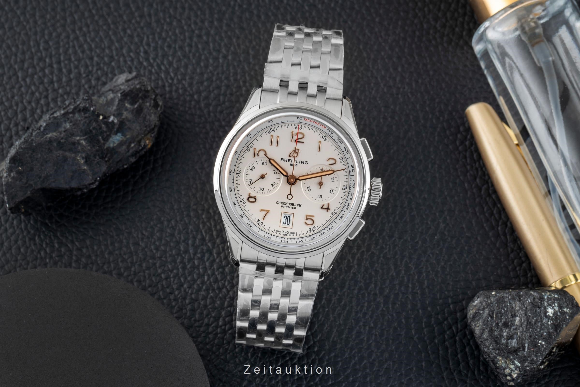 Breitling Premier B01 Chronograph 42 Stahl Automatik Ref. AB0145211G1A1 B&P New [2602130]