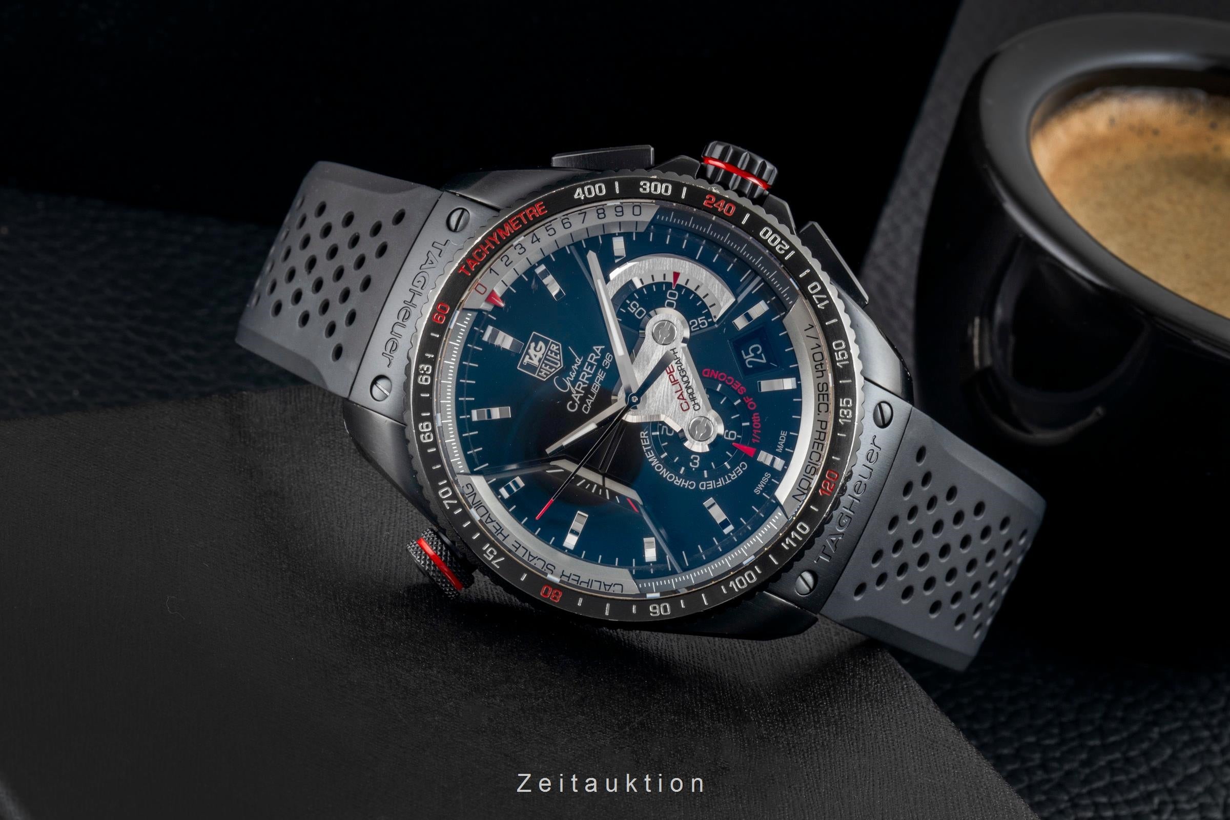 Tag Heuer Carrera chronographe titane  automatique montre pour hommes CAV5185.FT6020  [2602144]
