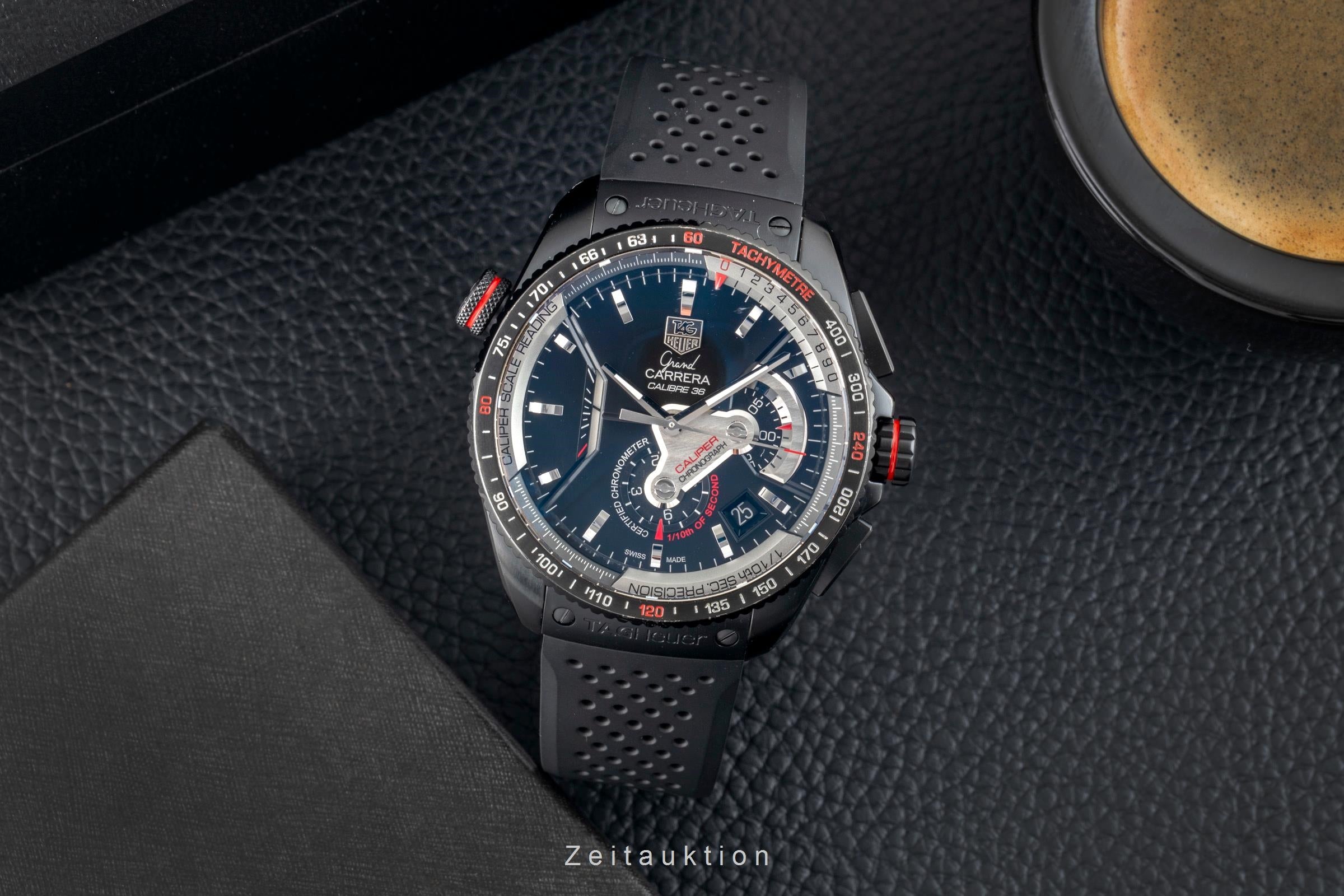 Tag Heuer Carrera chronographe titane  automatique montre pour hommes CAV5185.FT6020  [2602144]