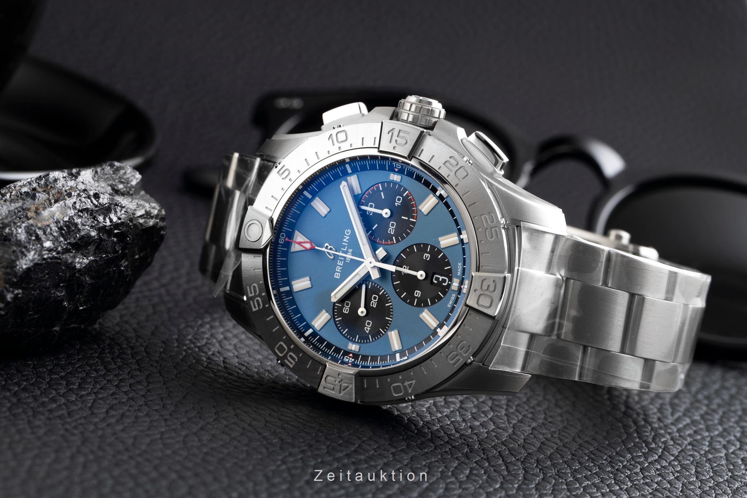 Breitling Avenger B01 Chronograph 44 Edelstahl Ref. AB0147101C1A1 NP: 7200,- € [2602152]