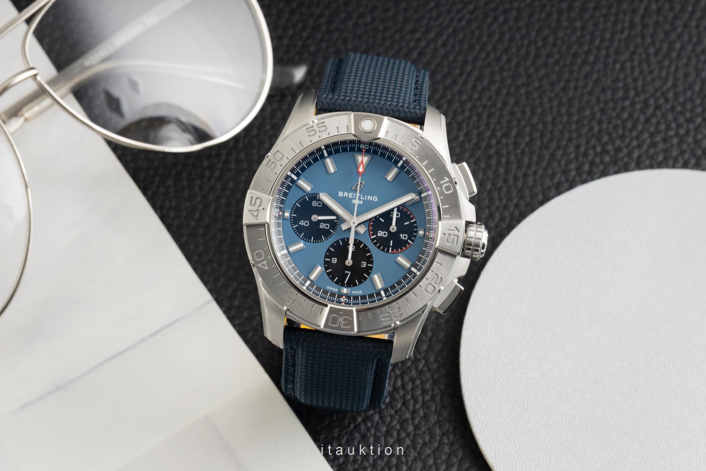Breitling Avenger chronographe acier automatique montre pour hommes AB0147101C1X1 LP: 6900EUR  [2602153]