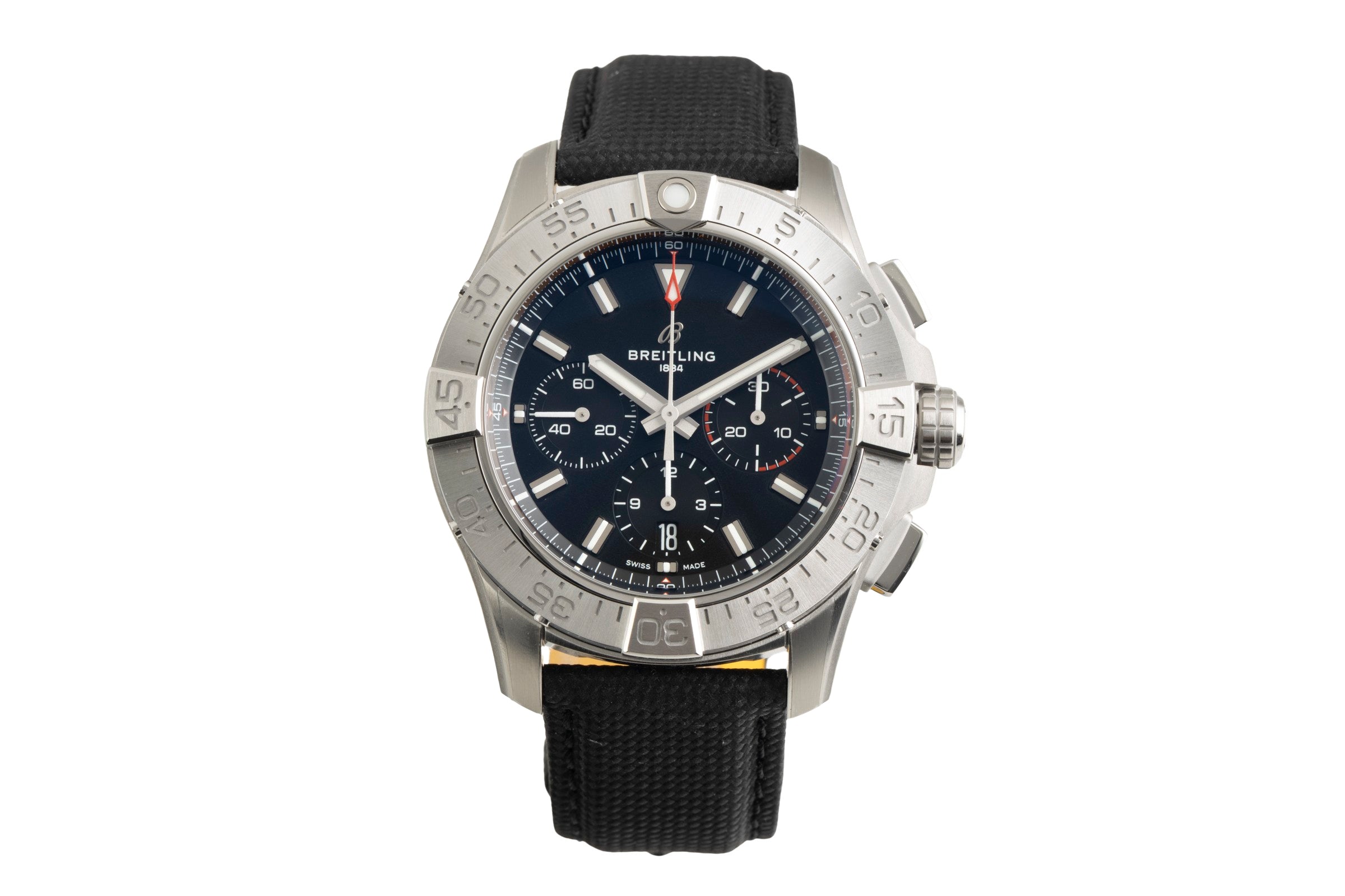 Breitling Avenger B01 Chronograph 44 Stahl Automatik Ref. AB0147101B1X1 B&P New [2602155]
