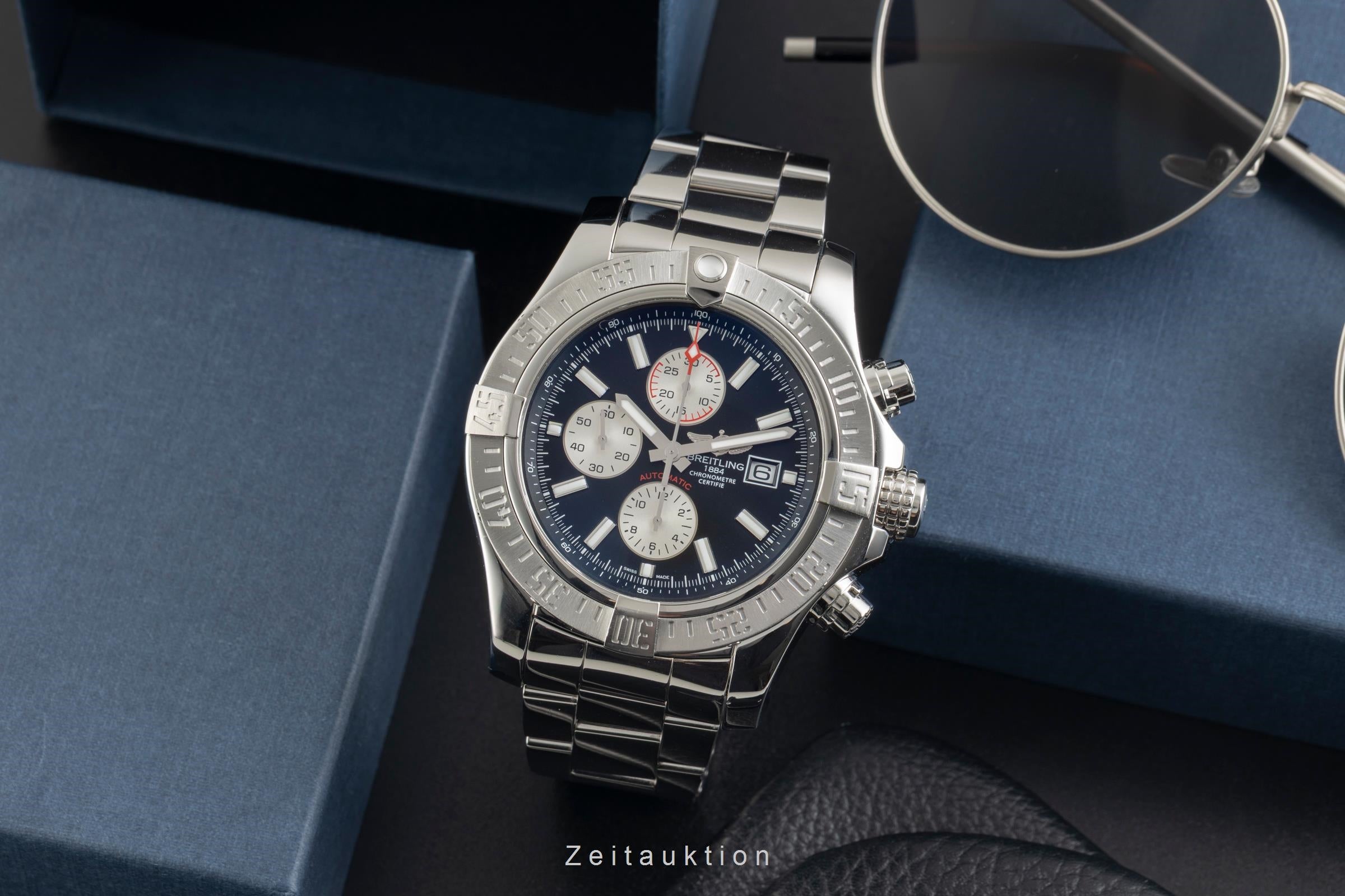 Breitling Super Avenger II Chronograph Stahl Automatik Ref. A1337111/BC29 [2602228]