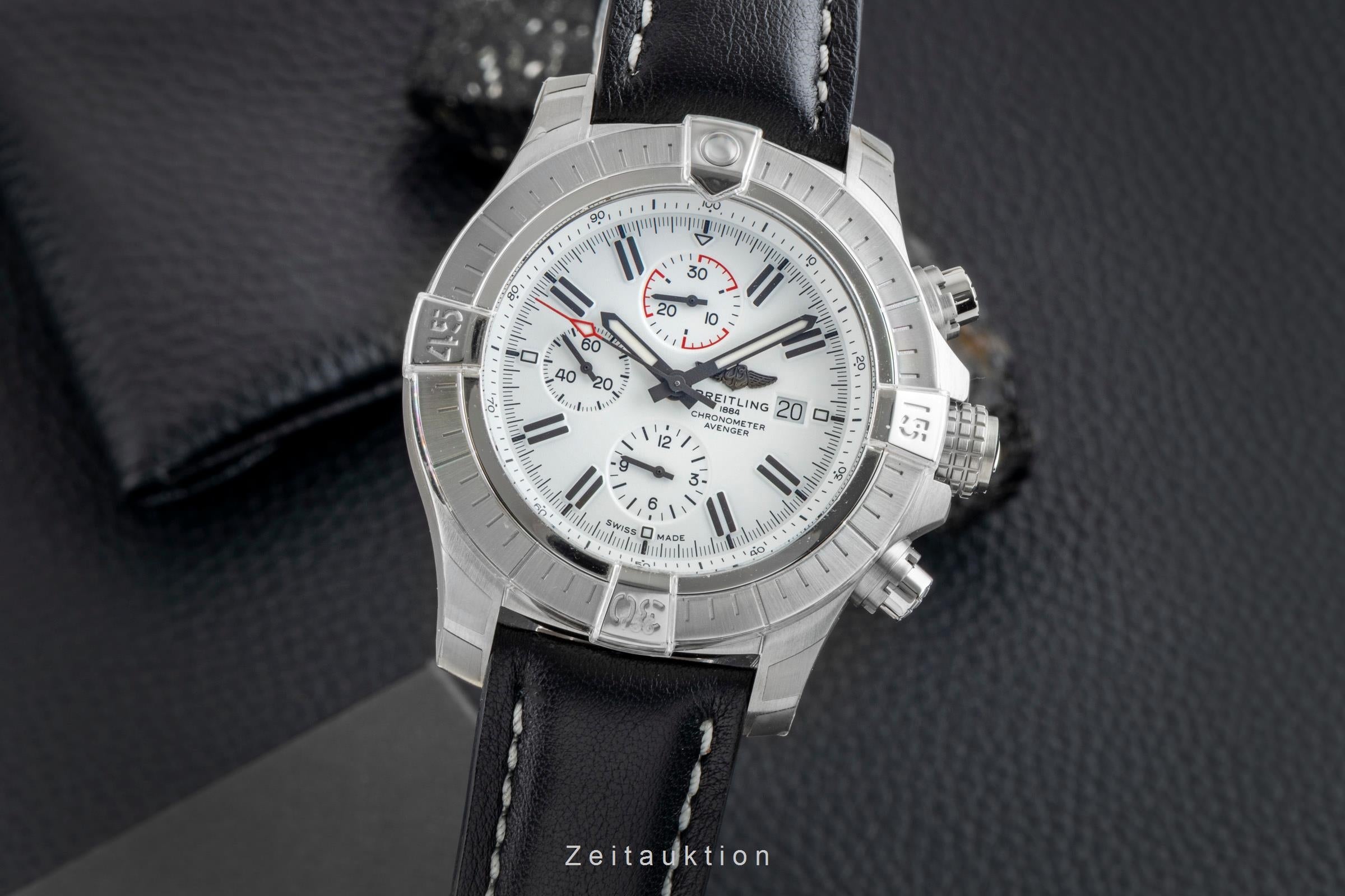 Breitling Super Avenger steel automatic men's watch A133751A1A1X2 LP: 5700EUR  [2602237]