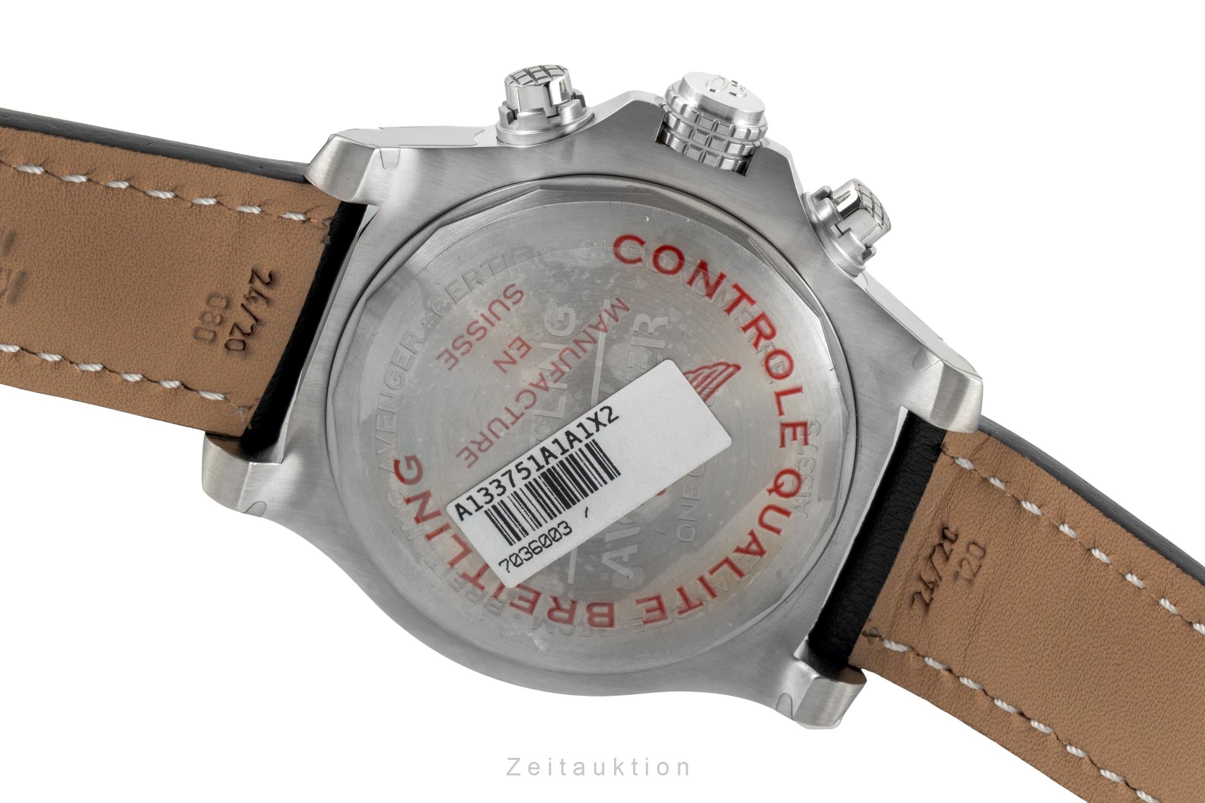 Breitling Super Avenger steel automatic men's watch A133751A1A1X2 LP: 5700EUR  [2602237]