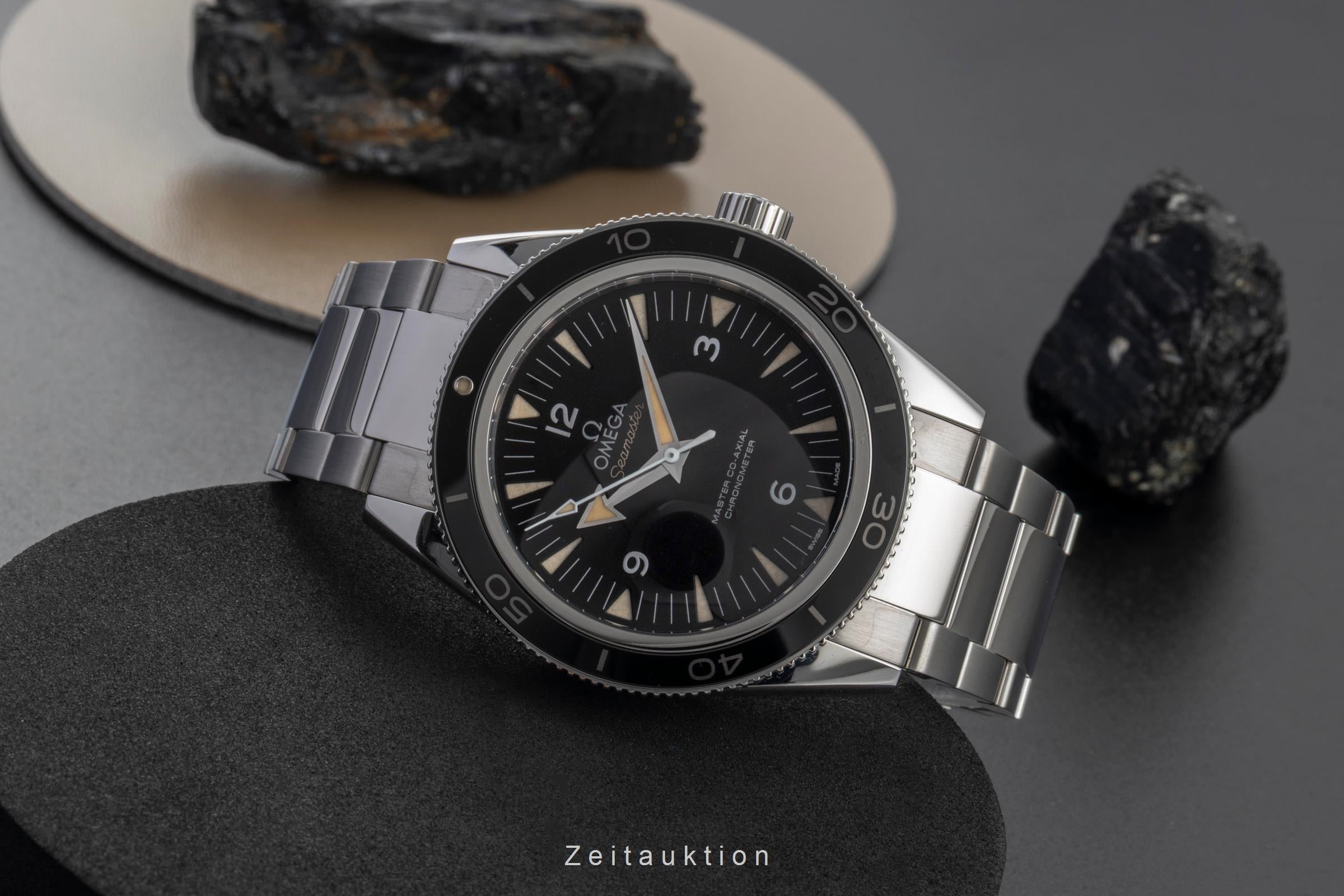 Omega Seamaster 300 Edelstahl Automatik Ref. 233.30.41.21.01.001 B&P 2018 [2602246]
