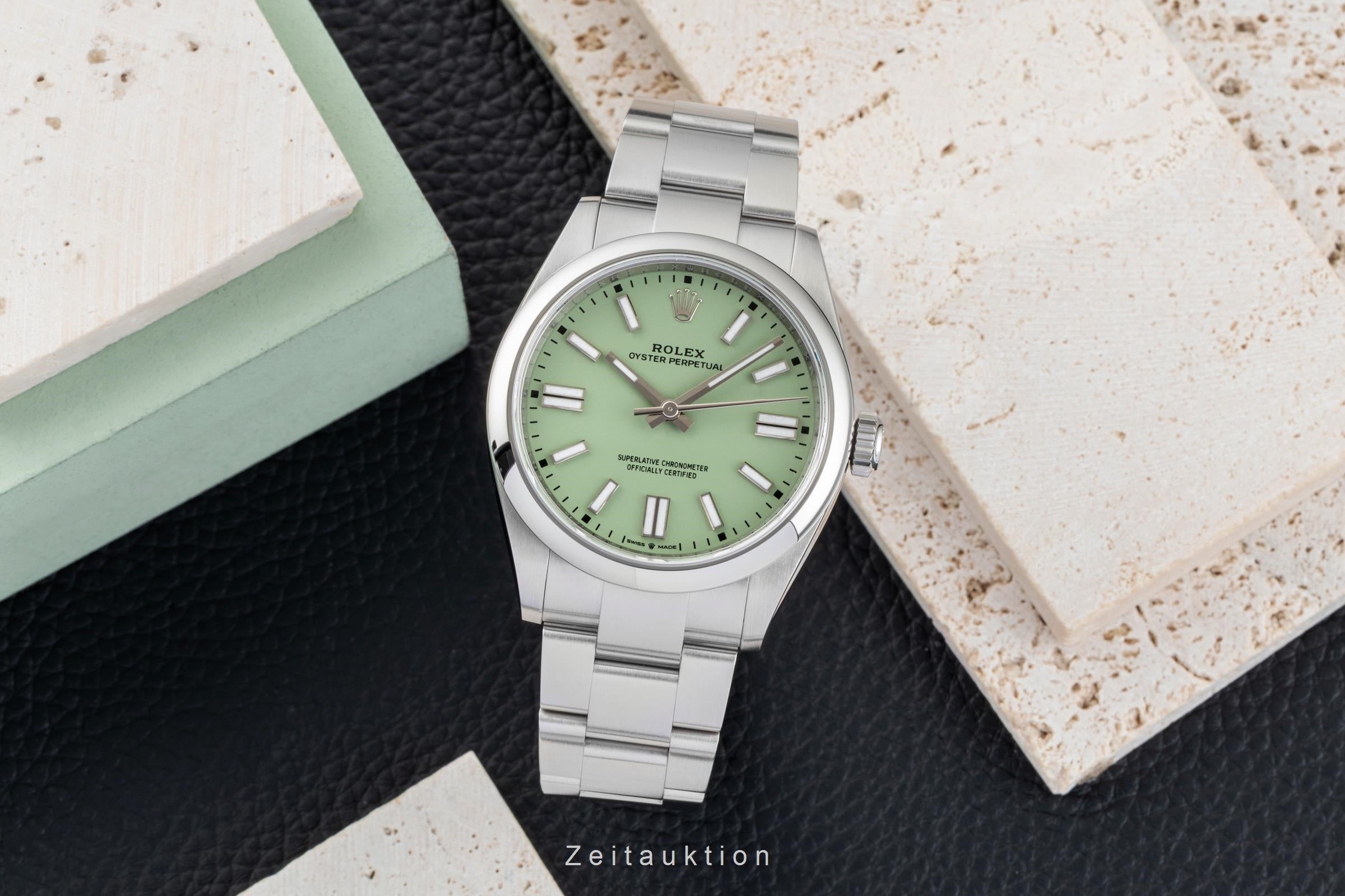 Rolex Oyster Perpetual steel automatic Kal. 3230 Ref. 134300-0006