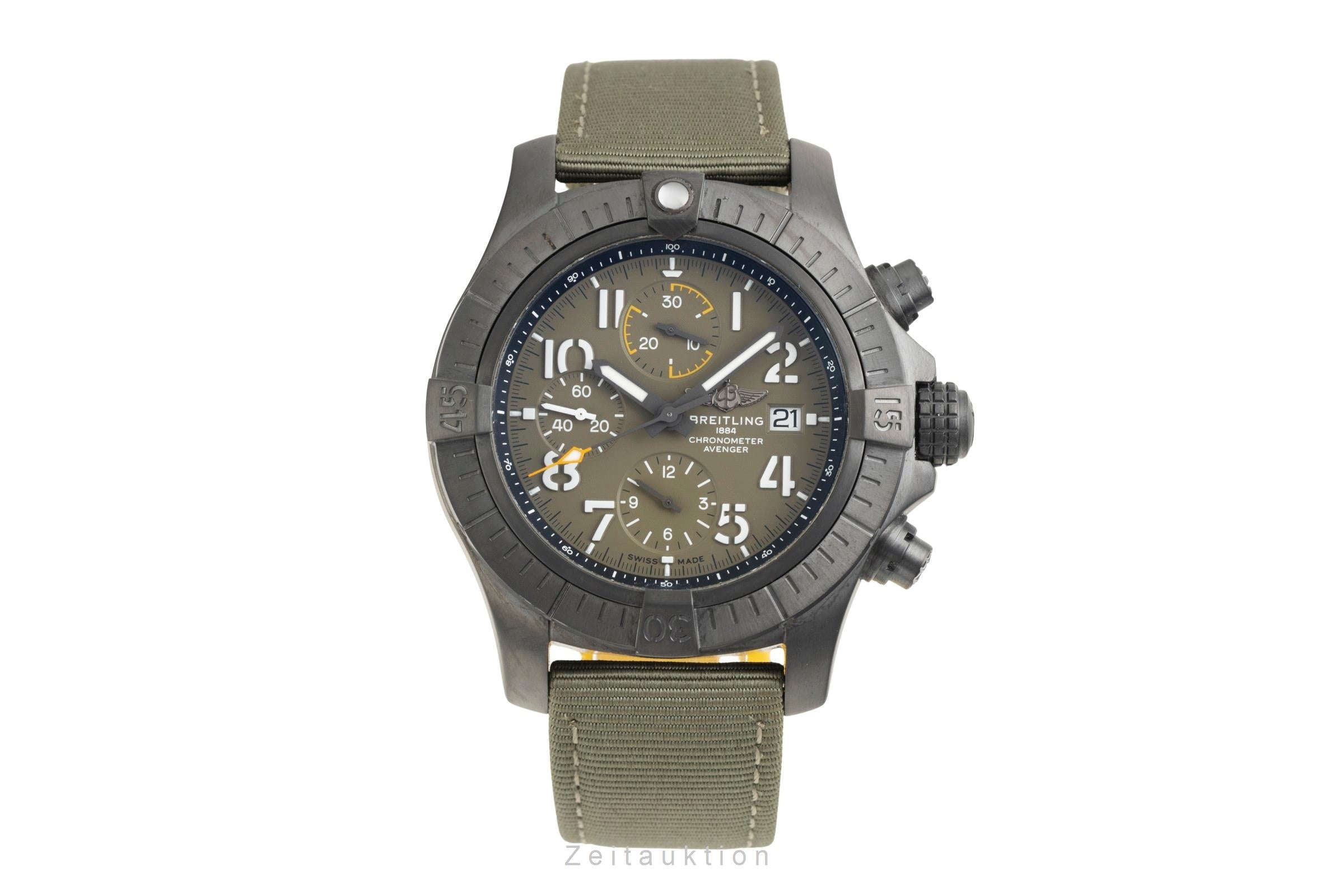 Breitling Avenger Night Mission Chronograph Titan Ref V13317101L1X1 NP: 6550,- € [2602313]