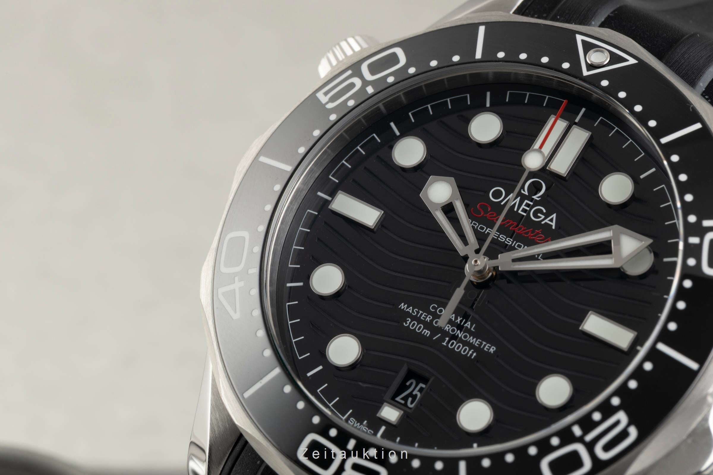 Omega Seamaster Diver 300M Co-Axial Keramik 210.32.42.20.01.001 B&P NP: 6100,- € [2602418]