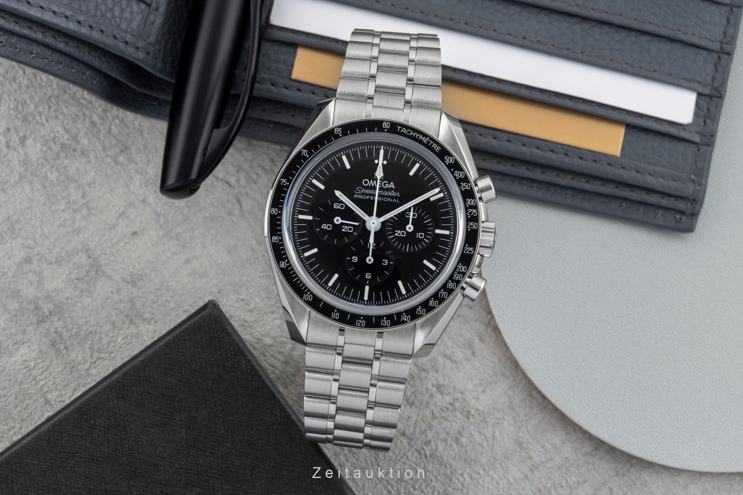 Omega Speedmaster Moonwatch chronographe acier à remontage manuel montre pour hommes 310.30.42.50.01.002 LP: 8700EUR  [2602428]
