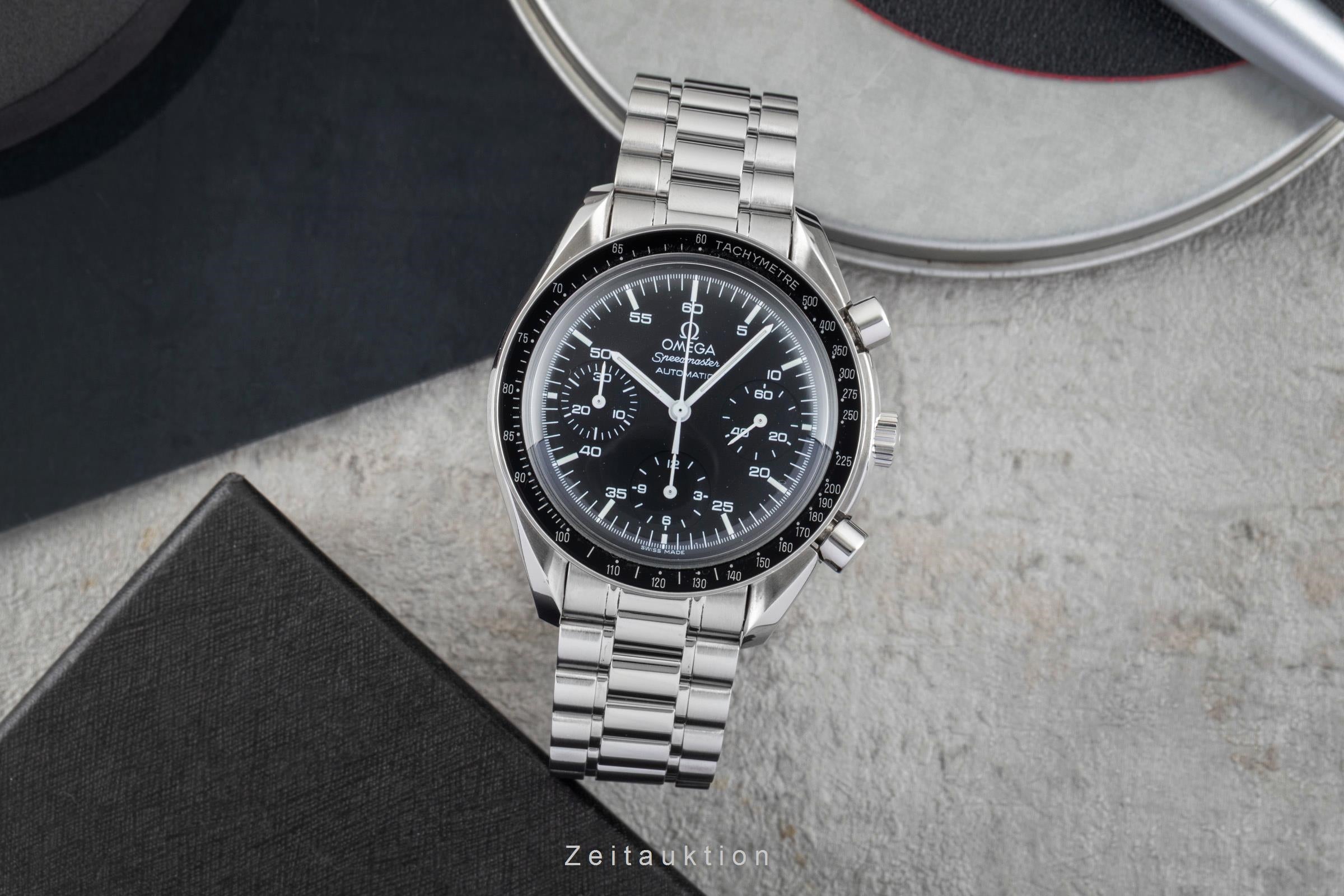 Omega Speedmaster chronograph steel automatic Kal. 3220 Ref