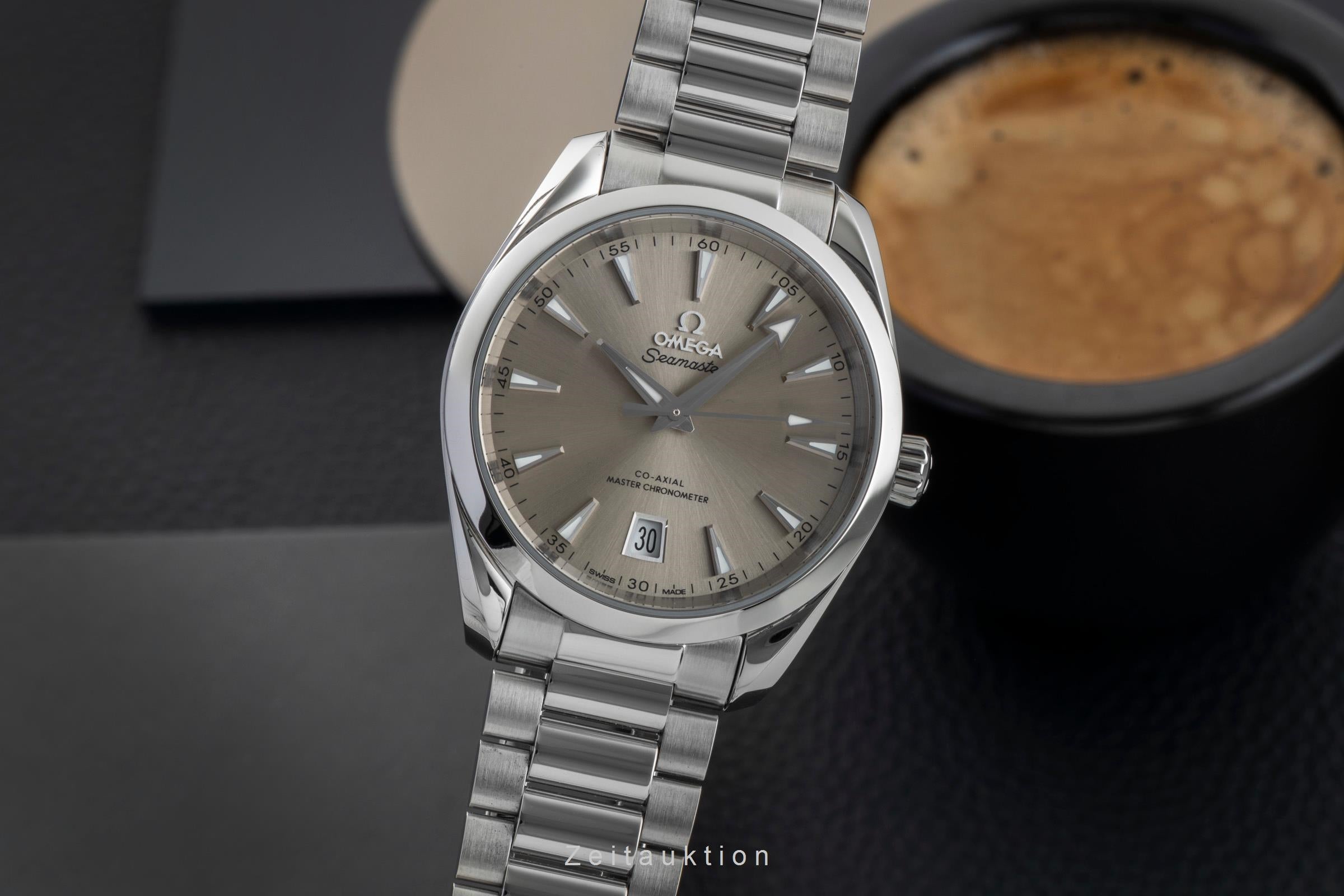 Omega Seamaster steel automatic men's watch 220.10.38.20.09.001 LP: 7200EUR  [2602541]