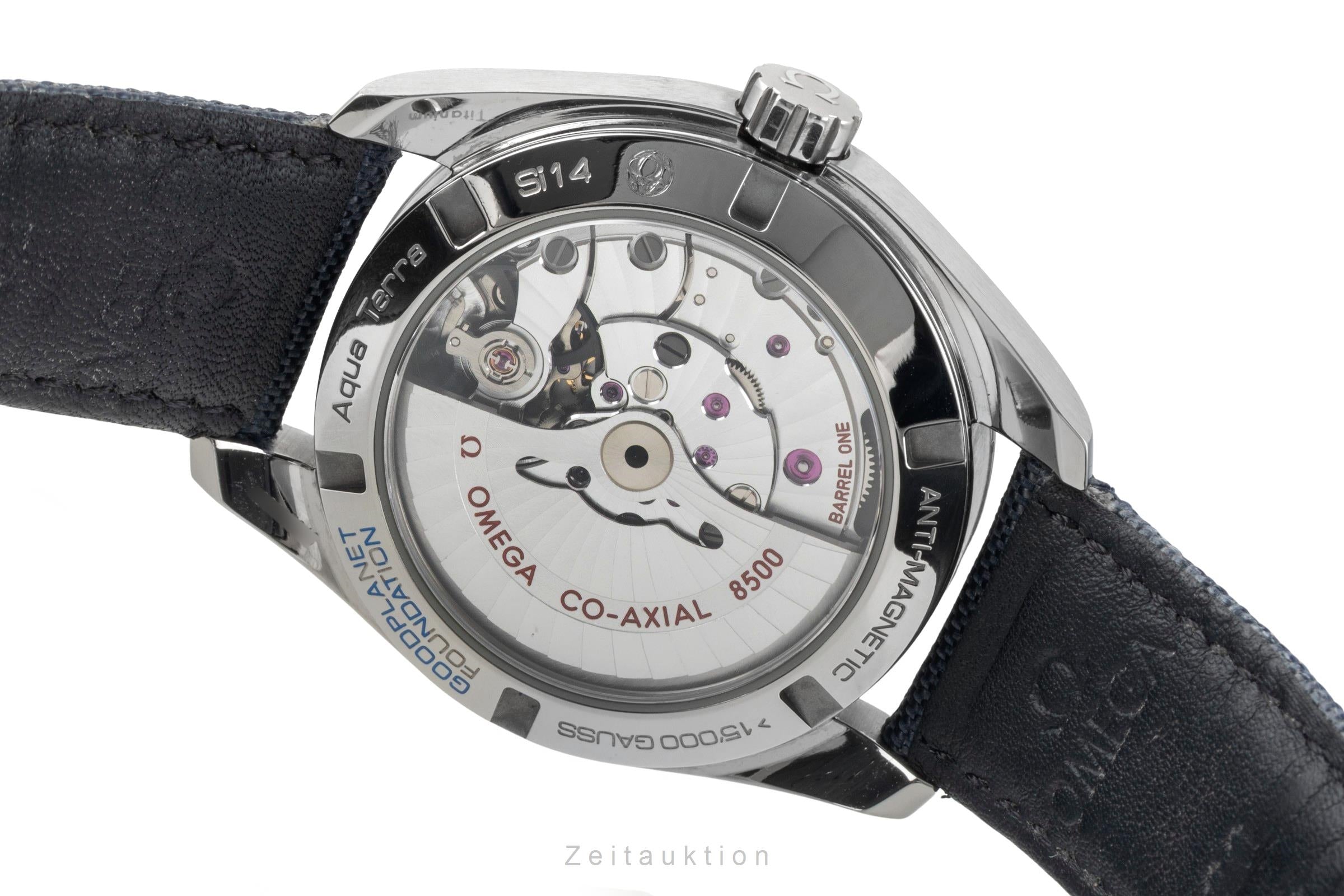 Omega Seamaster titanio automatismo orologio da uomo 231.92.39.21.04.001 LP: 6600EUR  [2602559]
