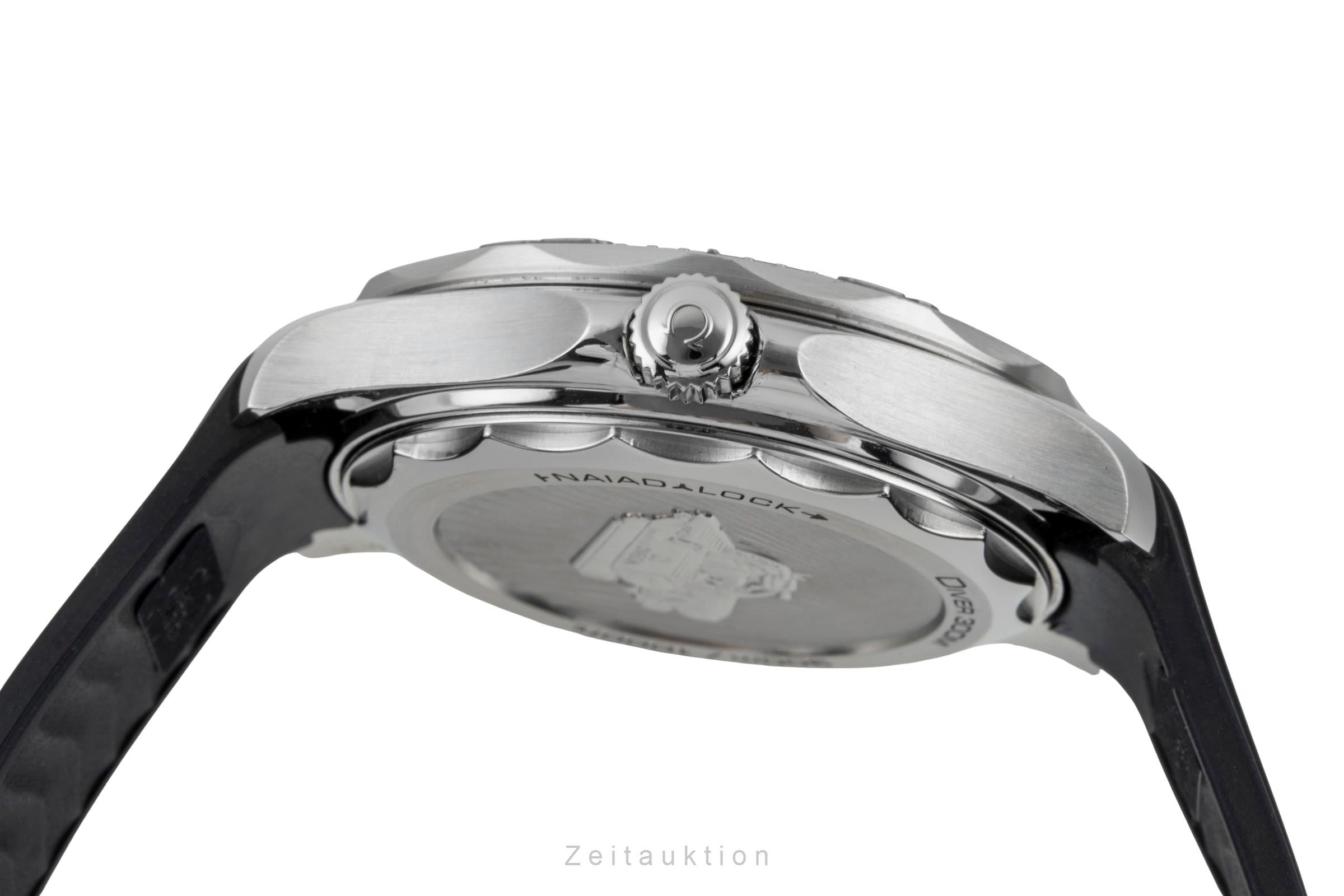 Omega Seamaster acier / titane automatique montre pour hommes 210.32.42.20.01.002  [2602564]