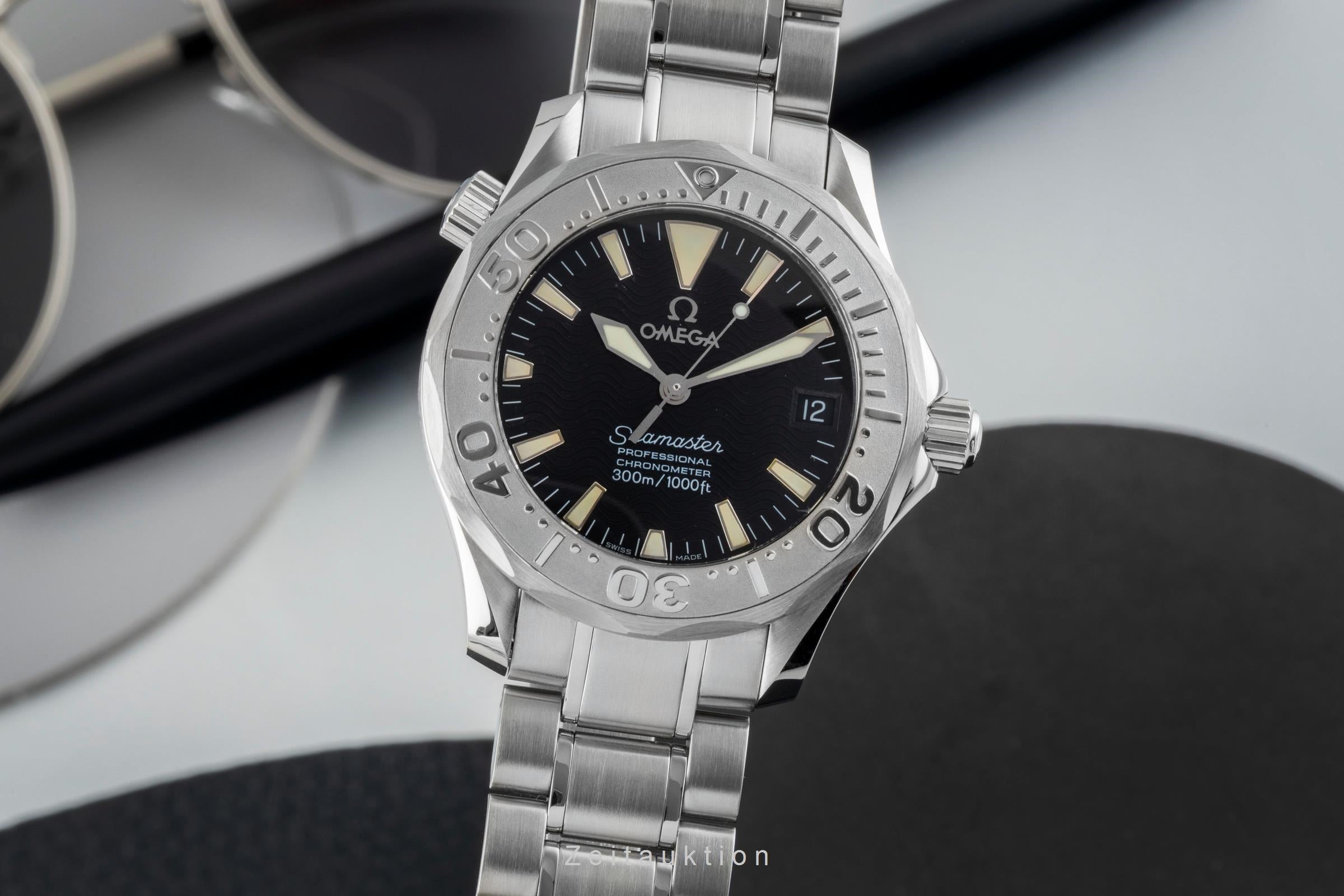 Omega Seamaster steel / white gold automatic men's watch 2236.50.00, 168.1643  [2602570]