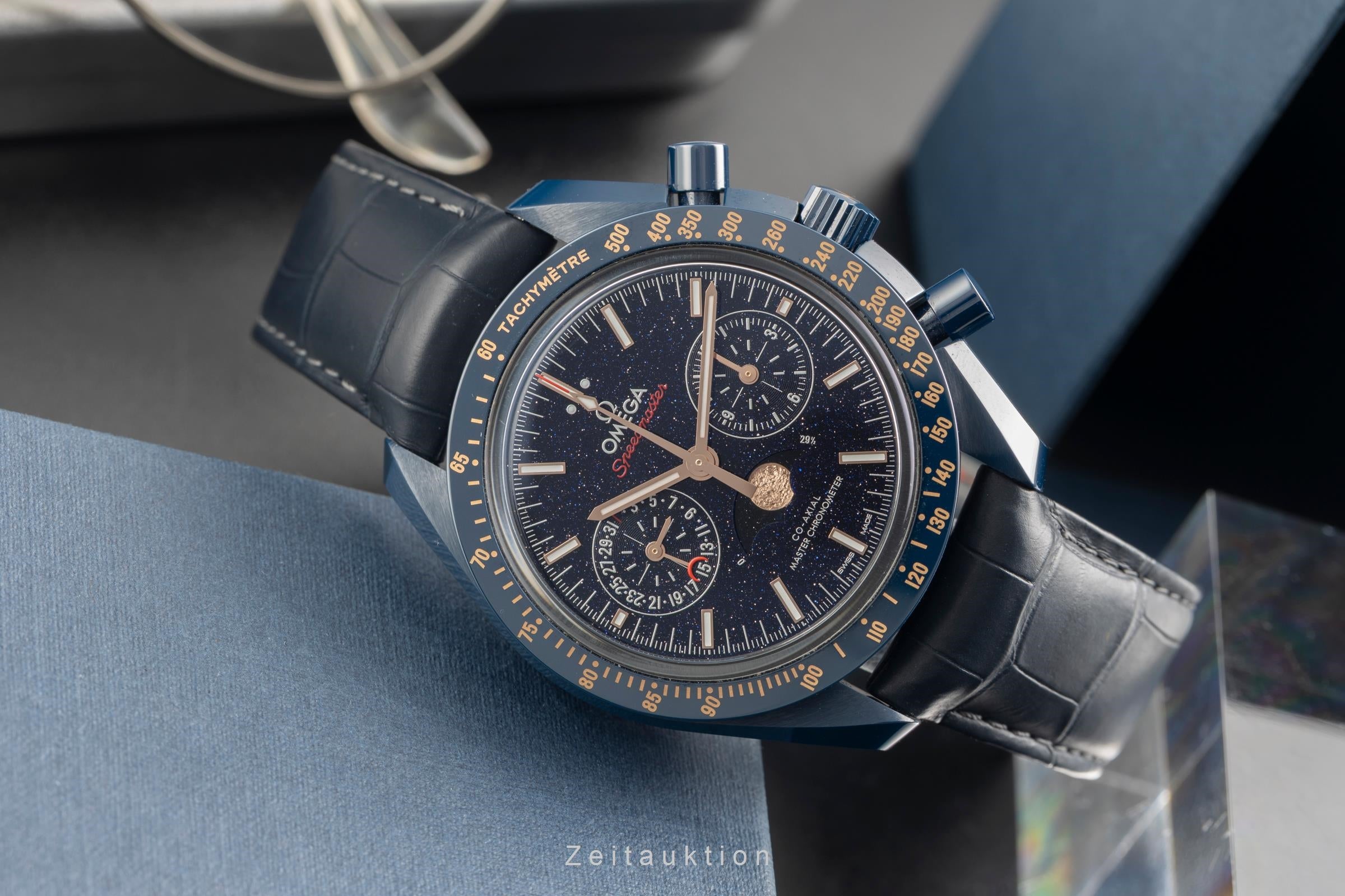 Omega Speedmaster Moonwatch Blue Side of the Moon 304.93.44.52.03.002 NP: 16400€ [2602594]