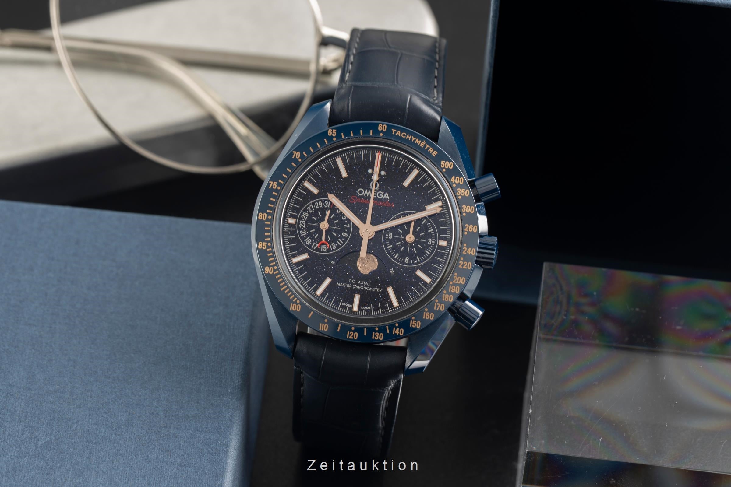 Omega Speedmaster Moonwatch Blue Side of the Moon 304.93.44.52.03.002 NP: 16400€ [2602594]