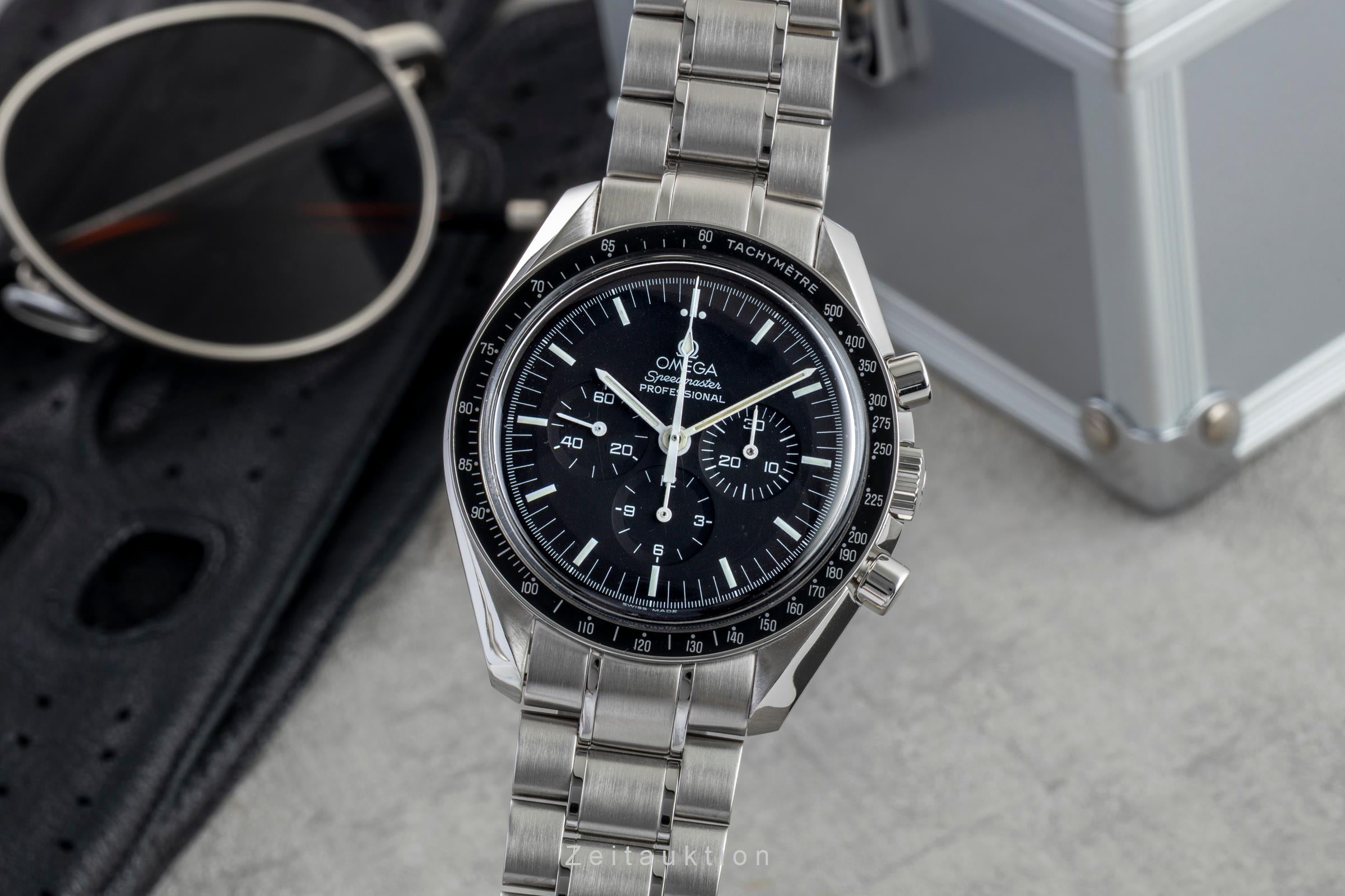 Omega Speedmaster Moonwatch chronograph steel manual winding men's watch 345.0022, 145.0022  [2602605]