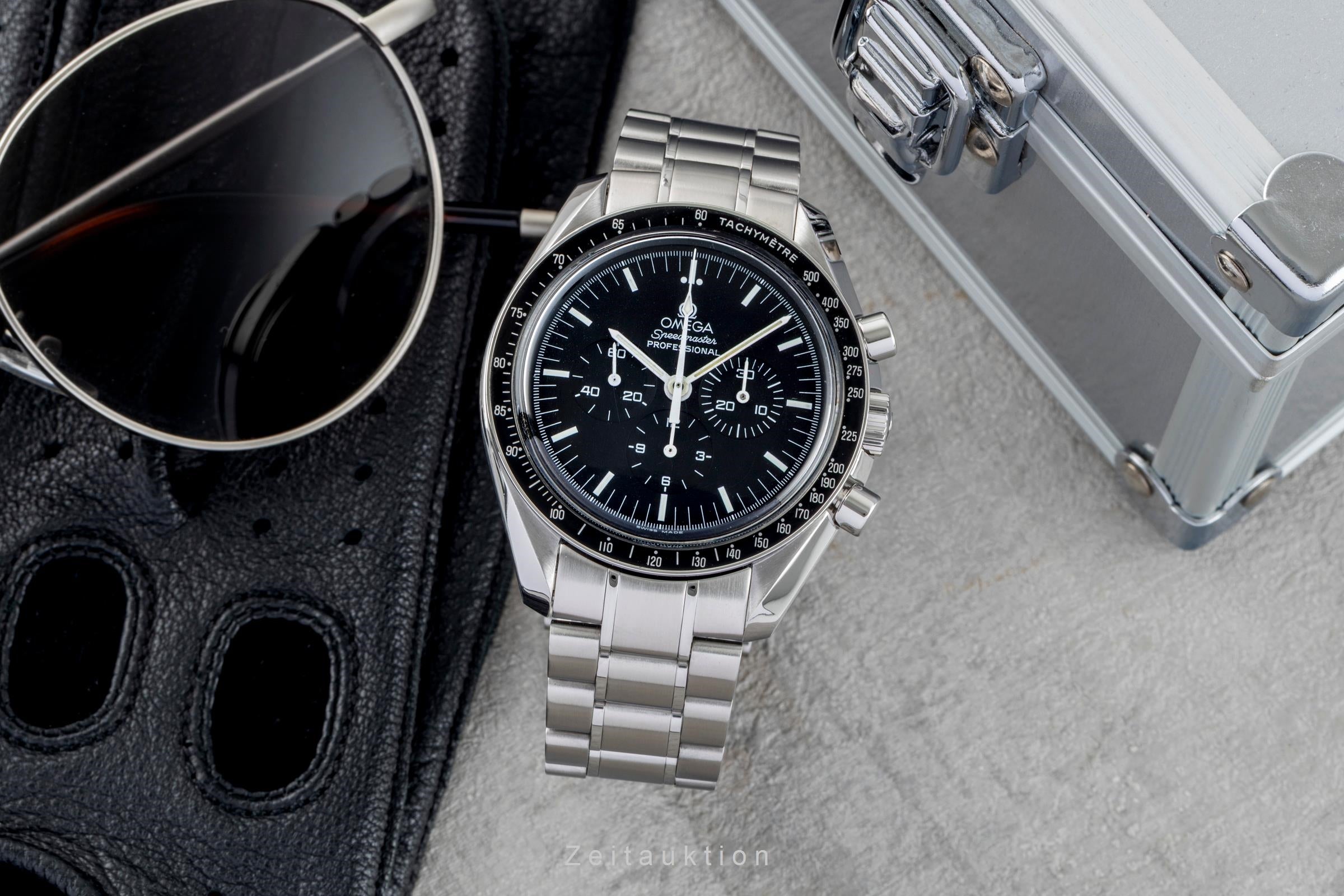 Omega Speedmaster Moonwatch chronograph steel manual winding men's watch 345.0022, 145.0022  [2602605]