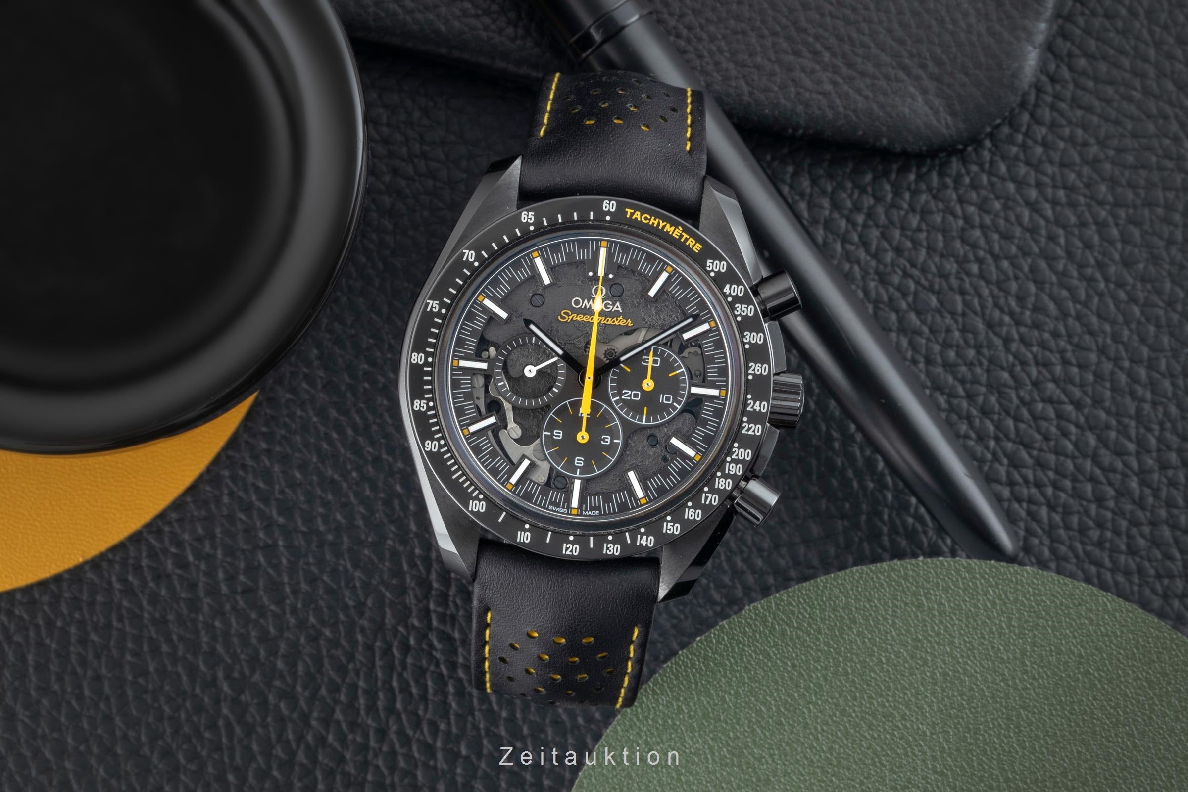 Omega Speedmaster Moonwatch chronograph ceramic manual winding men's watch 311.92.44.30.01.001 LP: 11700EUR  [2602630]