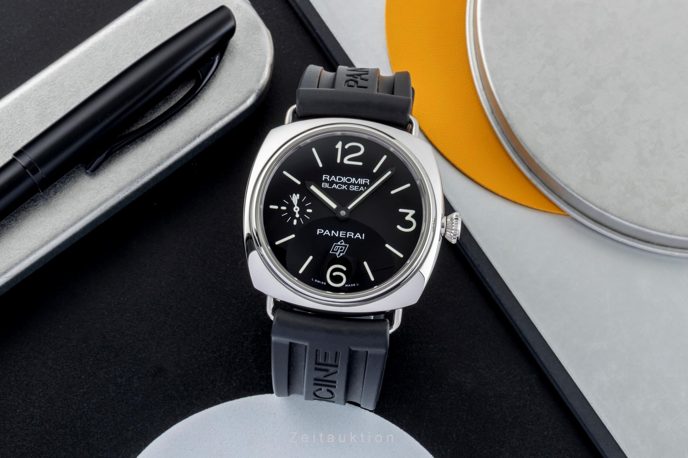 Panerai Radiomir steel manual winding men's watch PAM00380  [2602639]