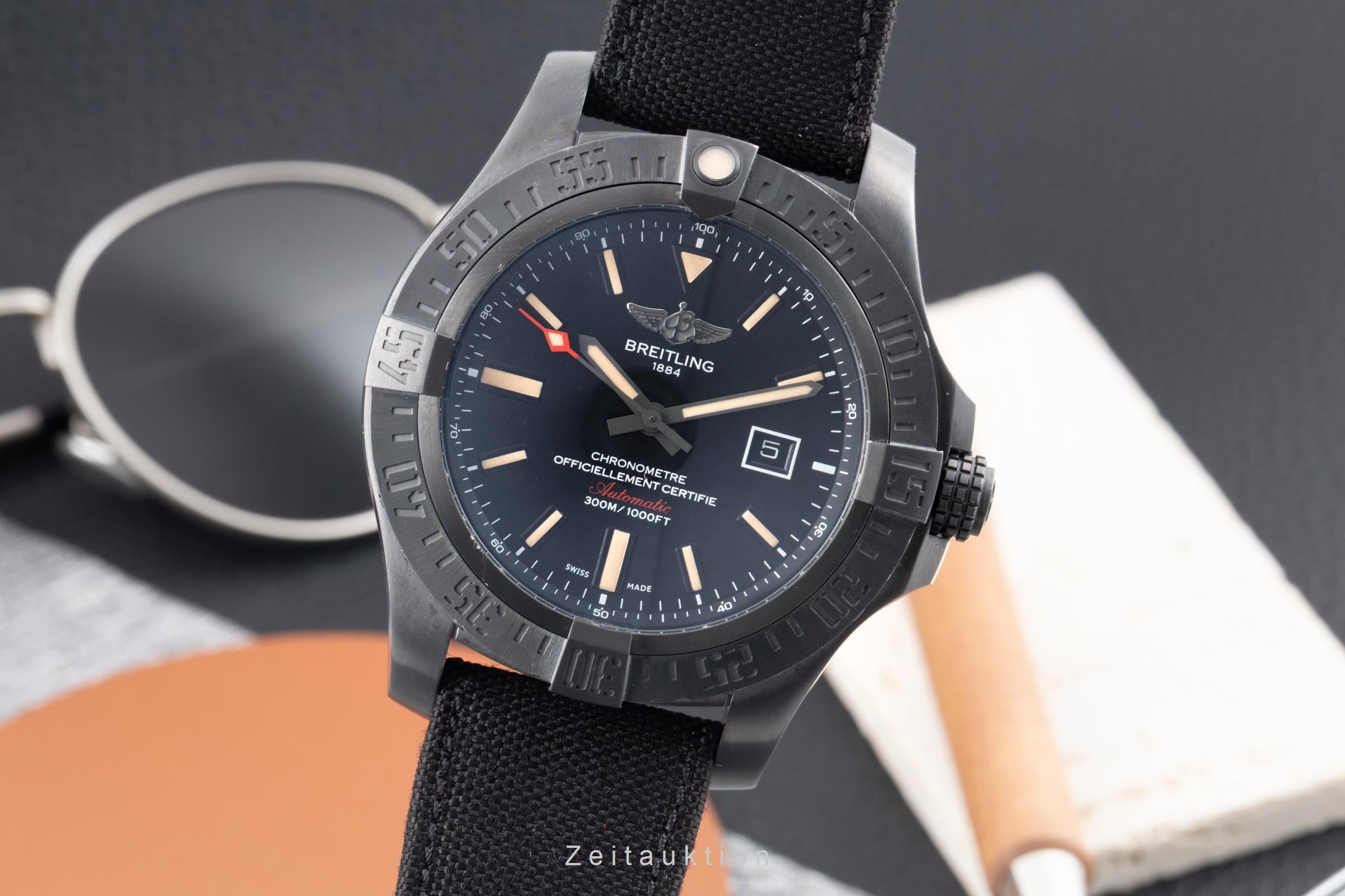 Breitling Avenger Blackbird Automatik Titan Ref. V1731010/BD12 B&P 2019 [2602685]